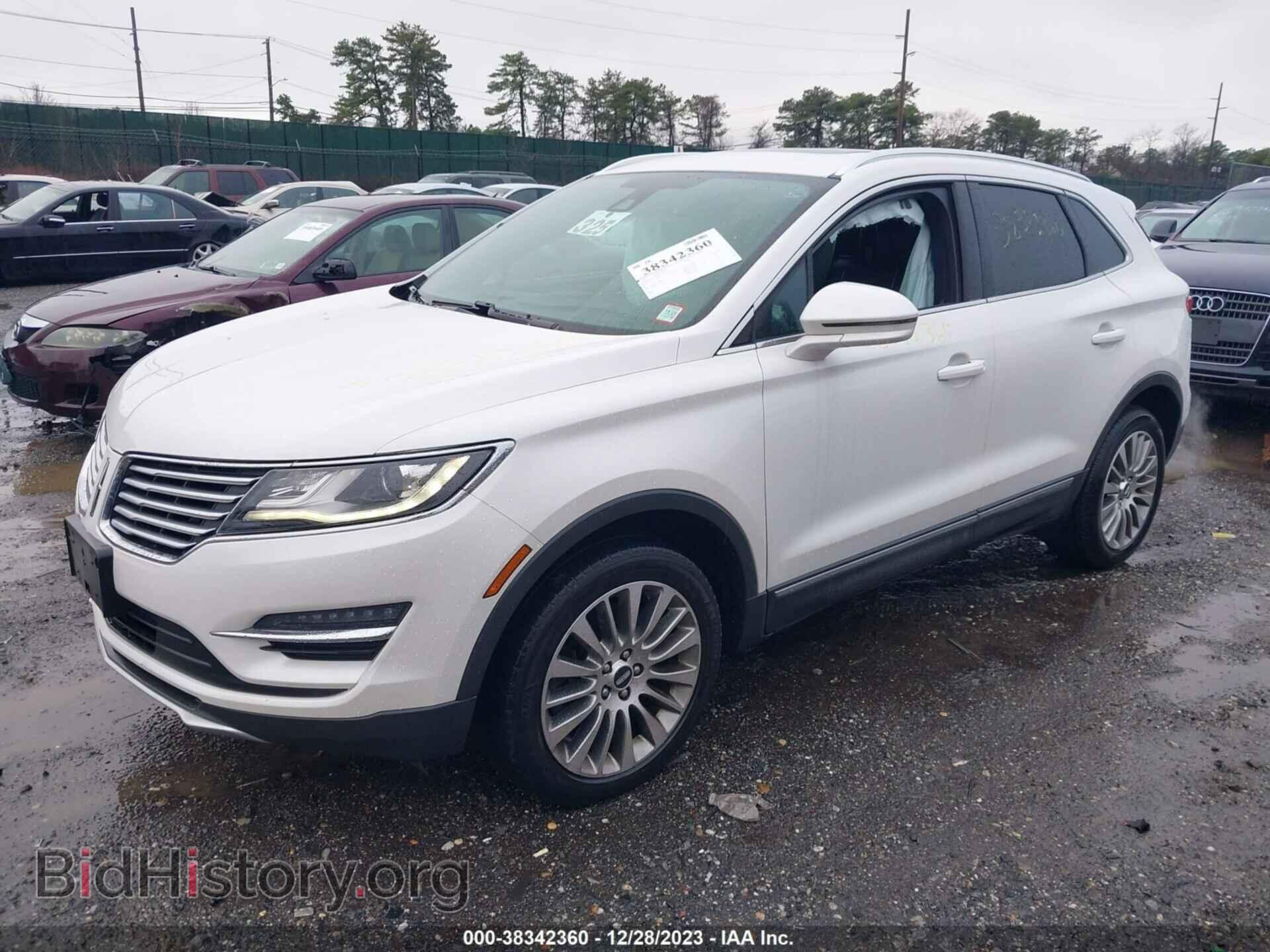 2017 LINCOLN MKC - VIN: 5LMCJ3D90HUL68017 - Photo 2
