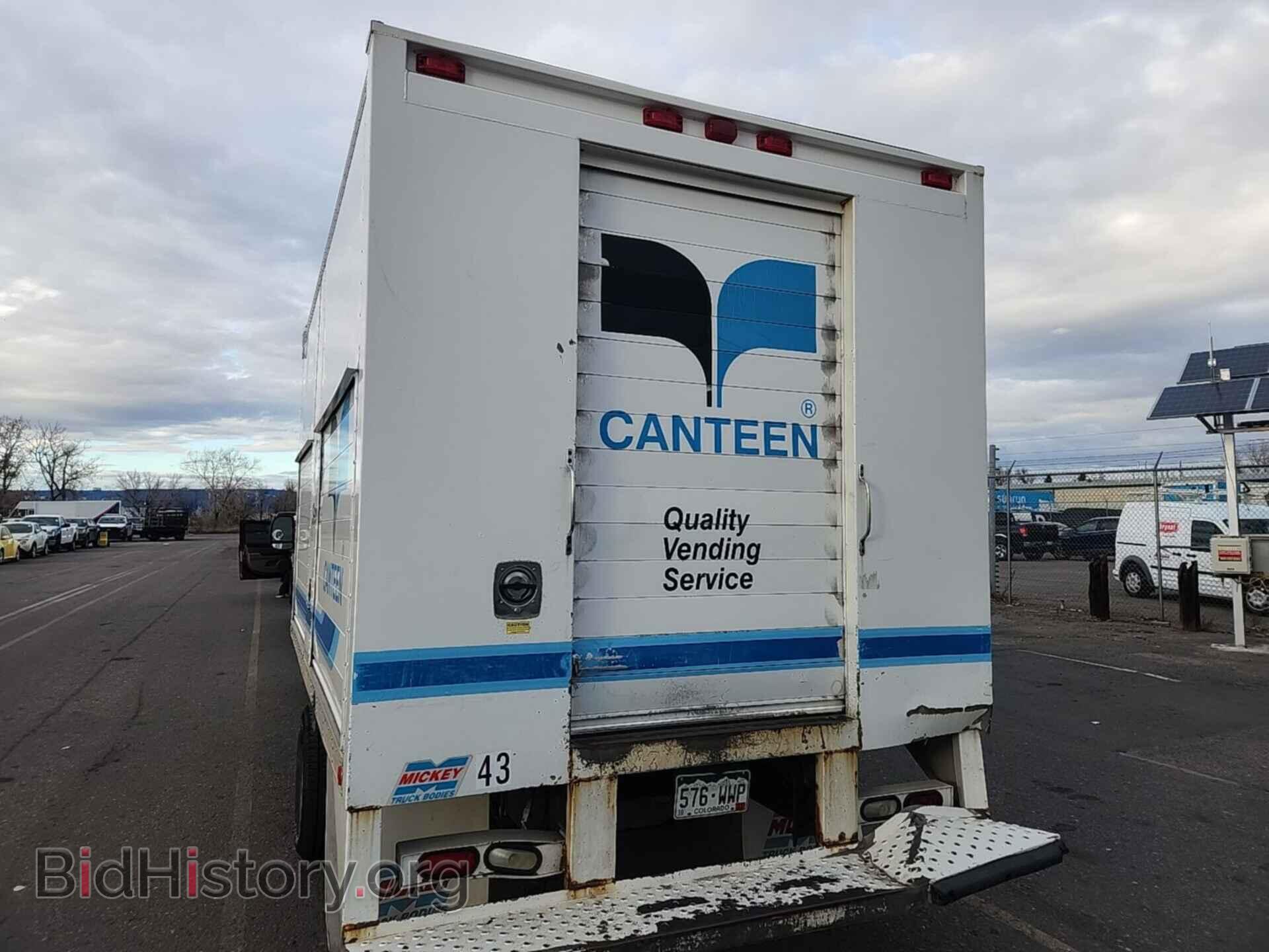 2011 FORD E-450 CUTAWAY - VIN: 1FDXE4FL7BDB20474 - Фото 2