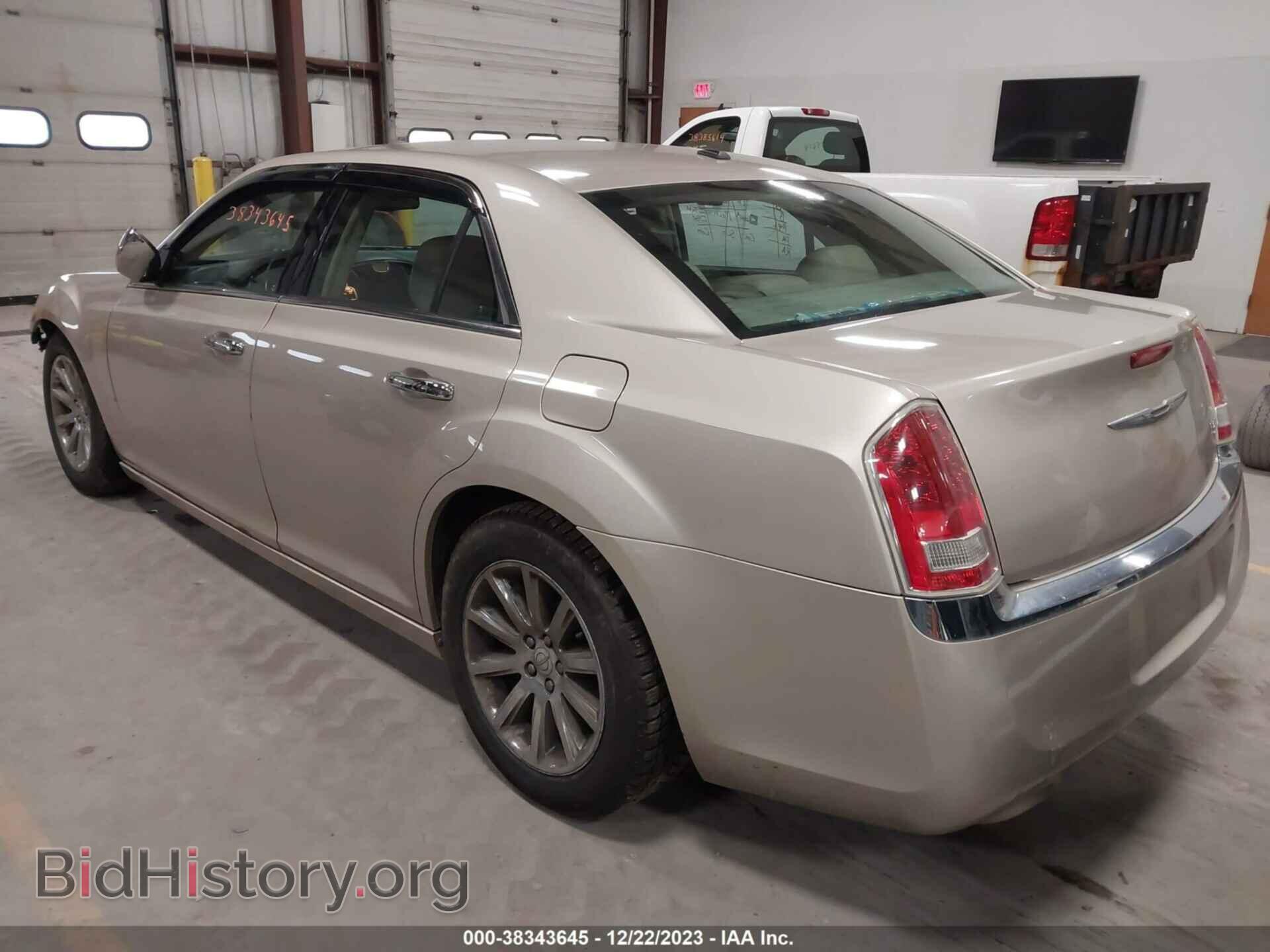 2012 CHRYSLER 300 - VIN: 2C3CCACG7CH273363 - Фото 3