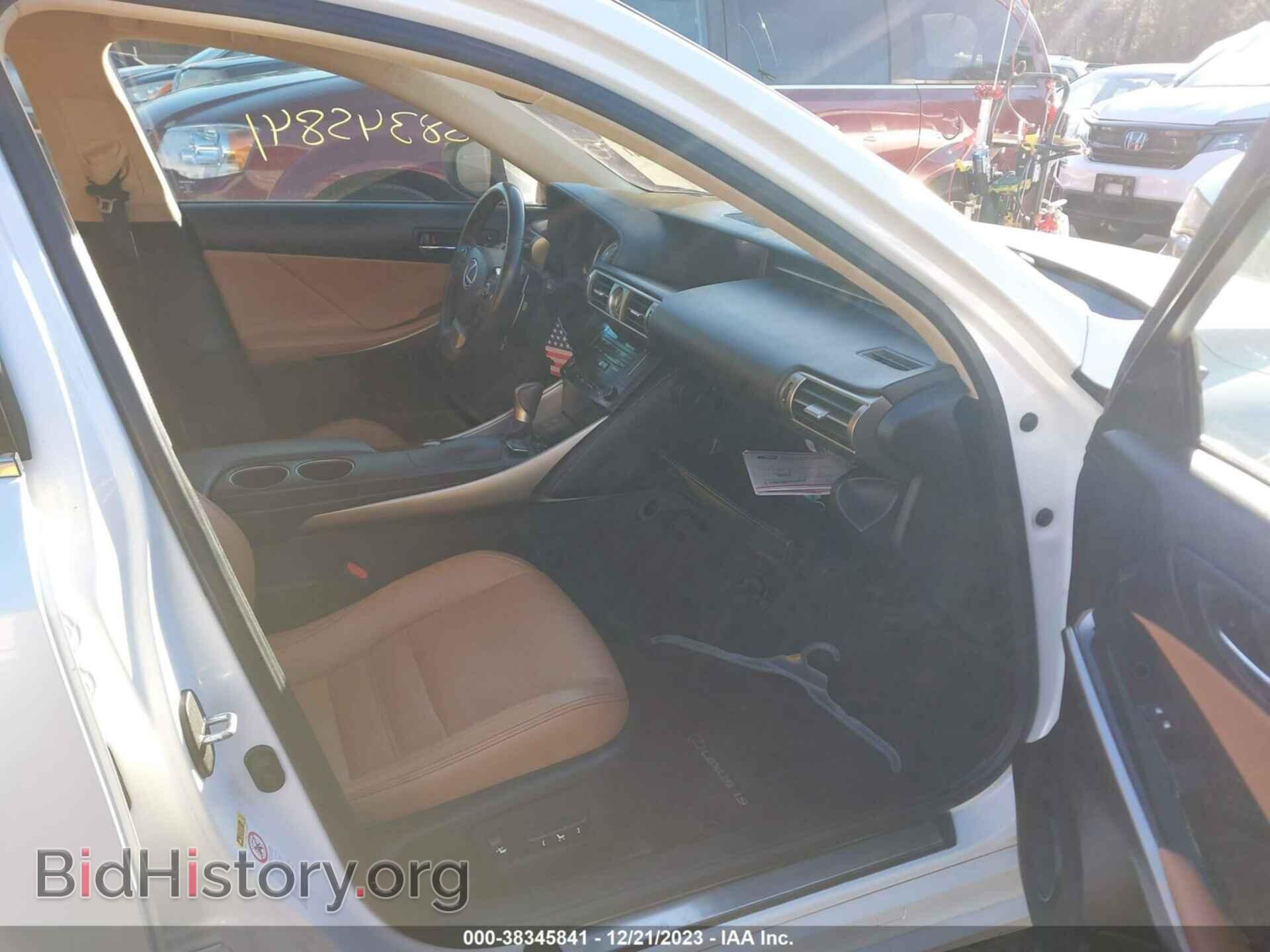 2014 LEXUS IS 250 - VIN: JTHCF1D27E5002012 - Фото 5