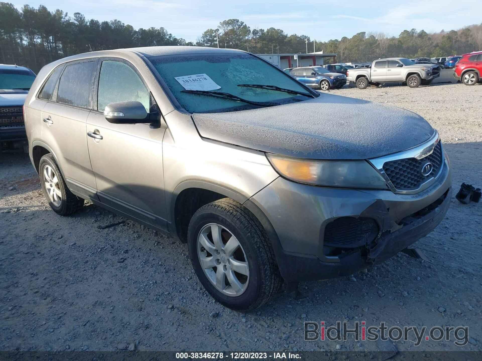 Photo 5XYKT3A17BG012152 - KIA SORENTO 2011