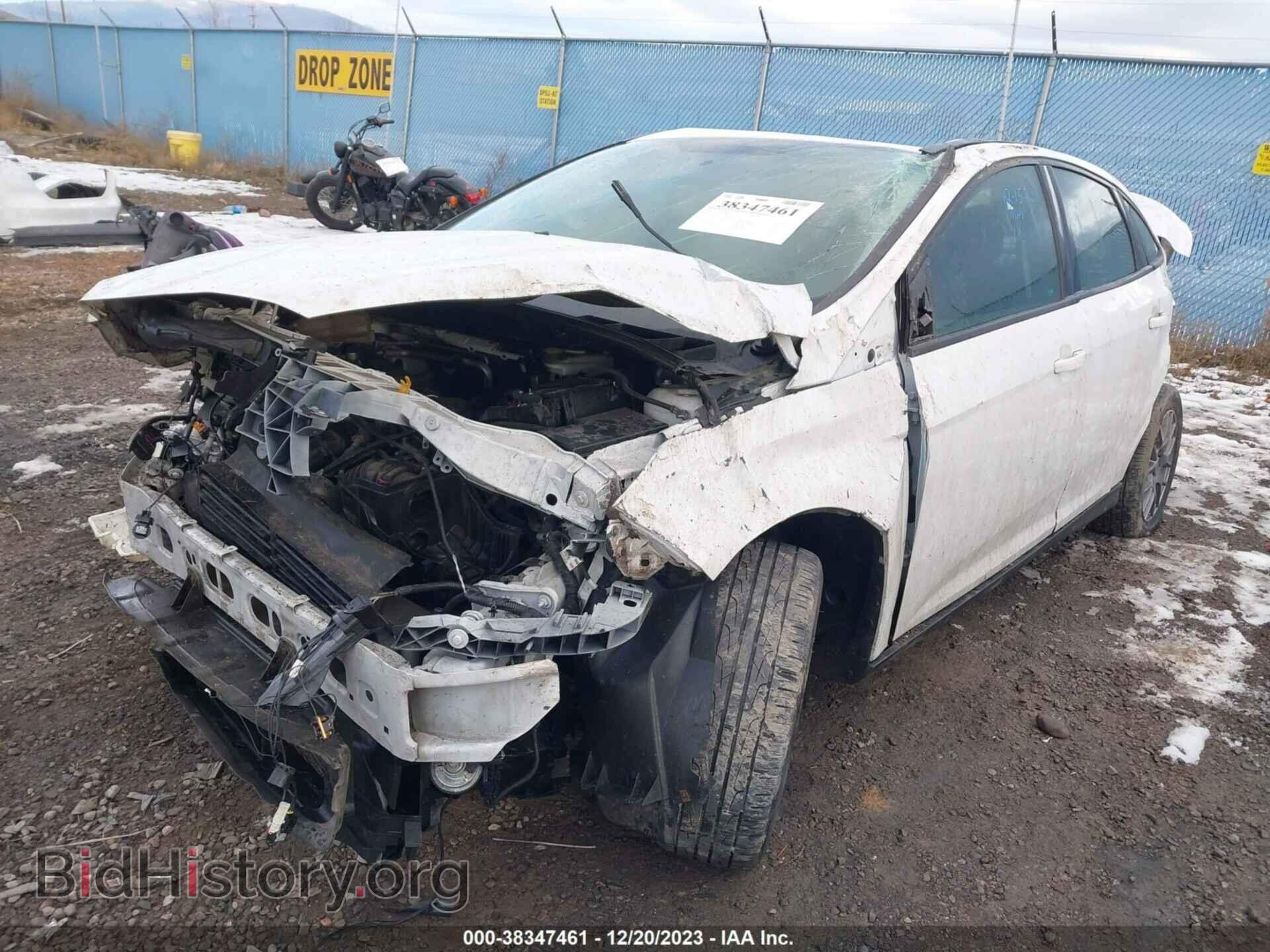 2016 FORD FOCUS - VIN: 1FADP3F25GL247407 - Фото 2
