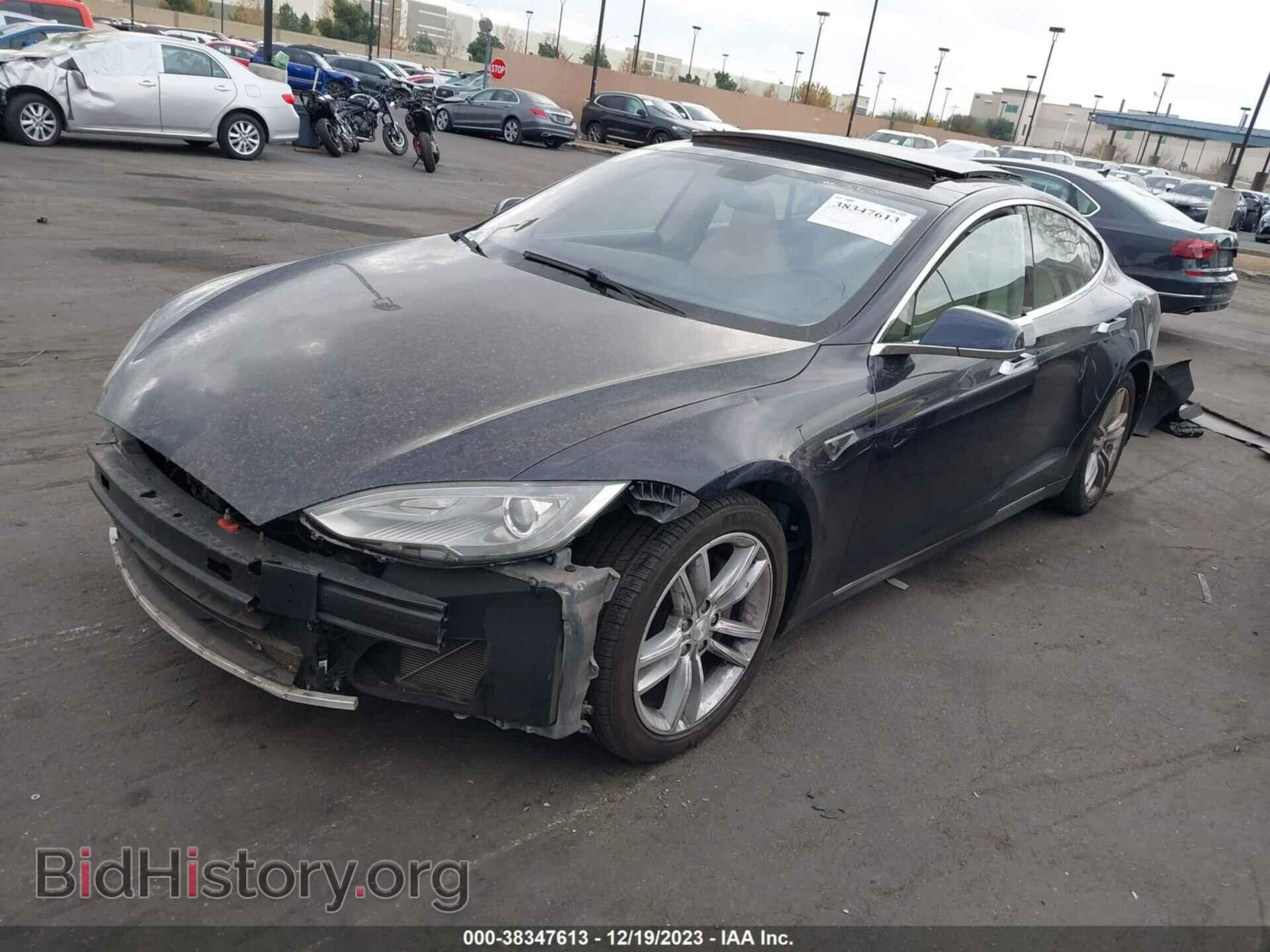 2013 TESLA MODEL S - VIN: 5YJSA1CG8DFP03647 - Фото 2