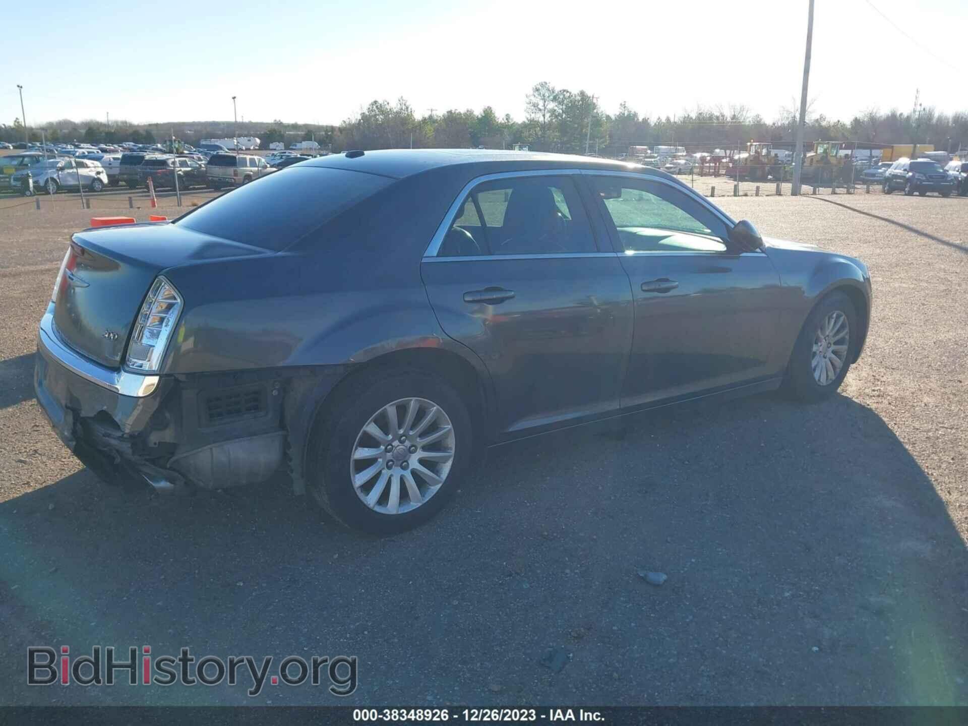 2014 CHRYSLER 300 - VIN: 2C3CCAAG7EH157523 - Фото 4