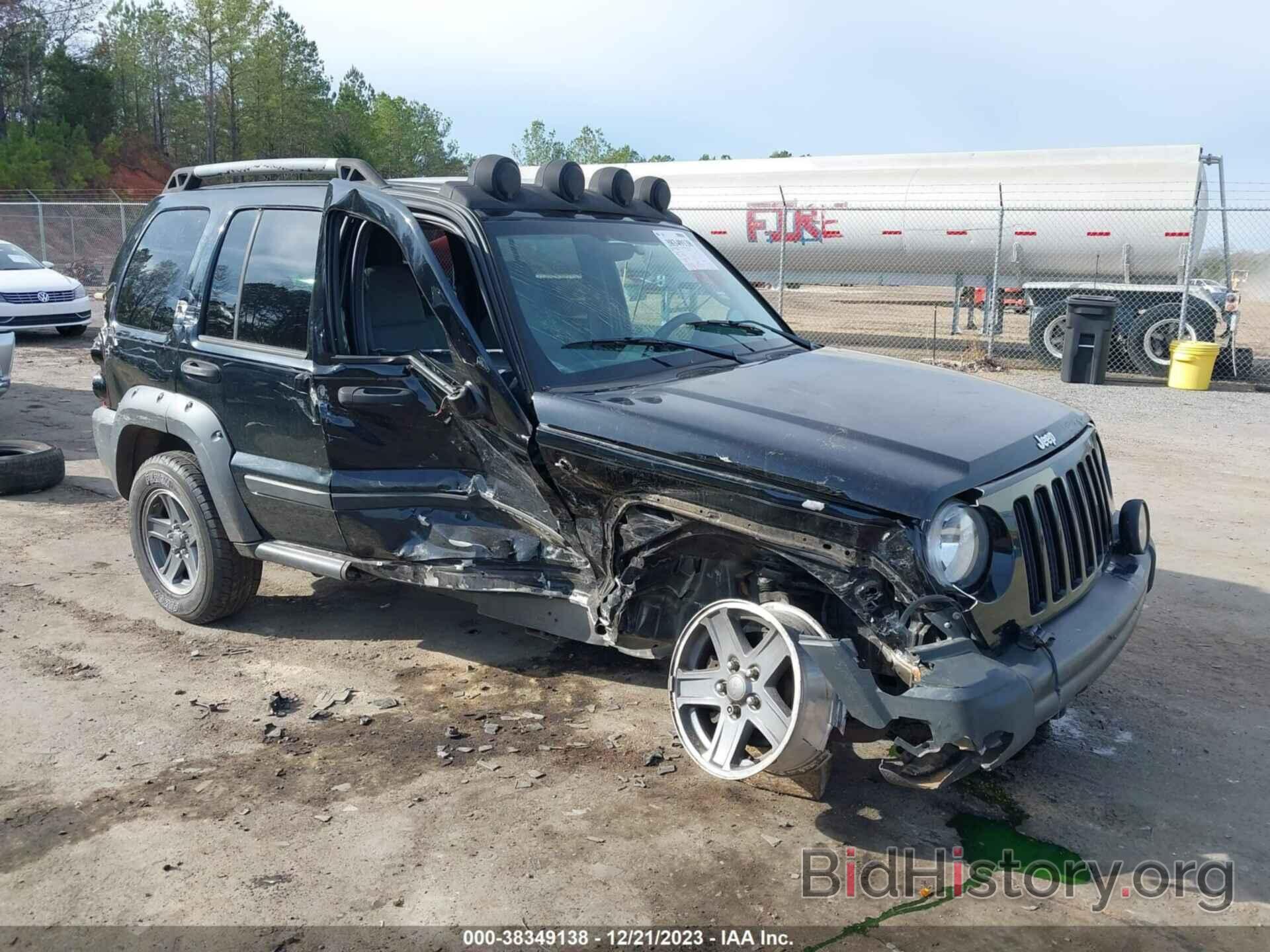 Фотография 1J4GL38K96W218984 - JEEP LIBERTY 2006