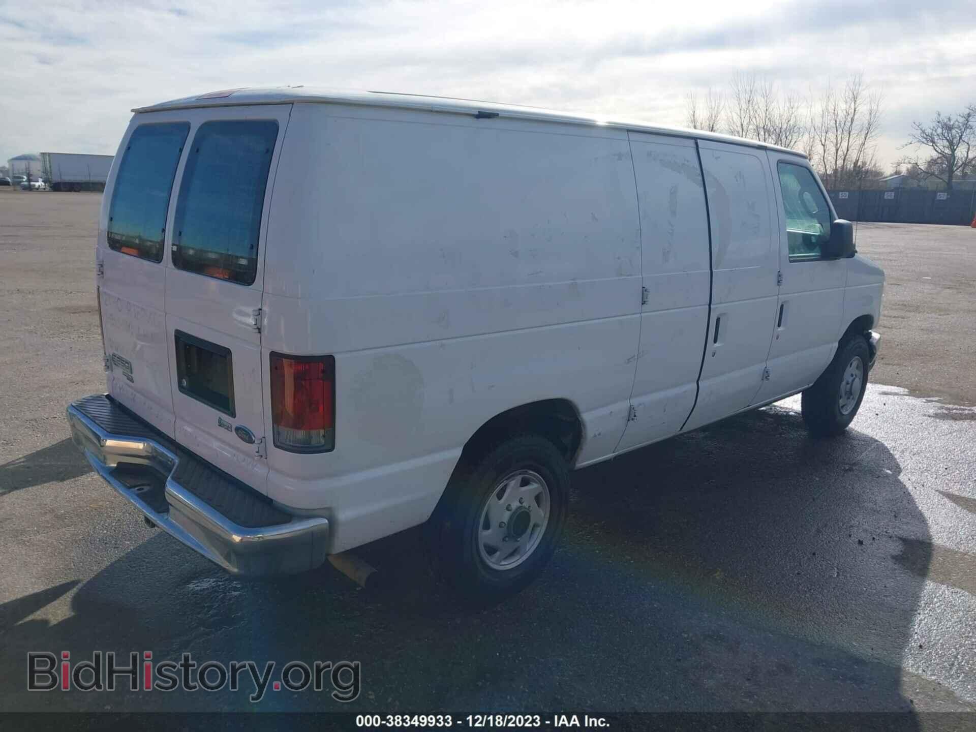 2013 FORD E-250 - VIN: 1FTNE2EL9DDA18159 - Фото 4