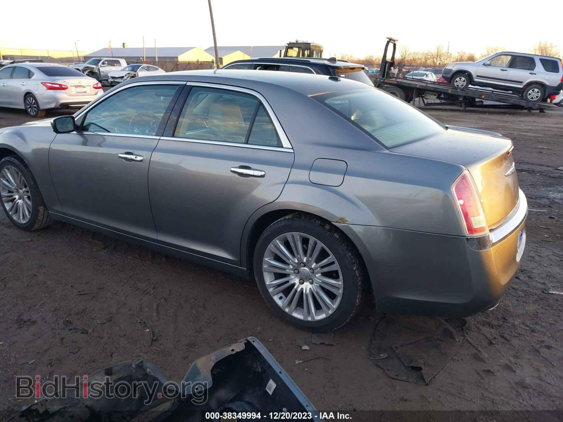2011 CHRYSLER 300 - VIN: 2C3CA5CG9BH611356 - Фото 3