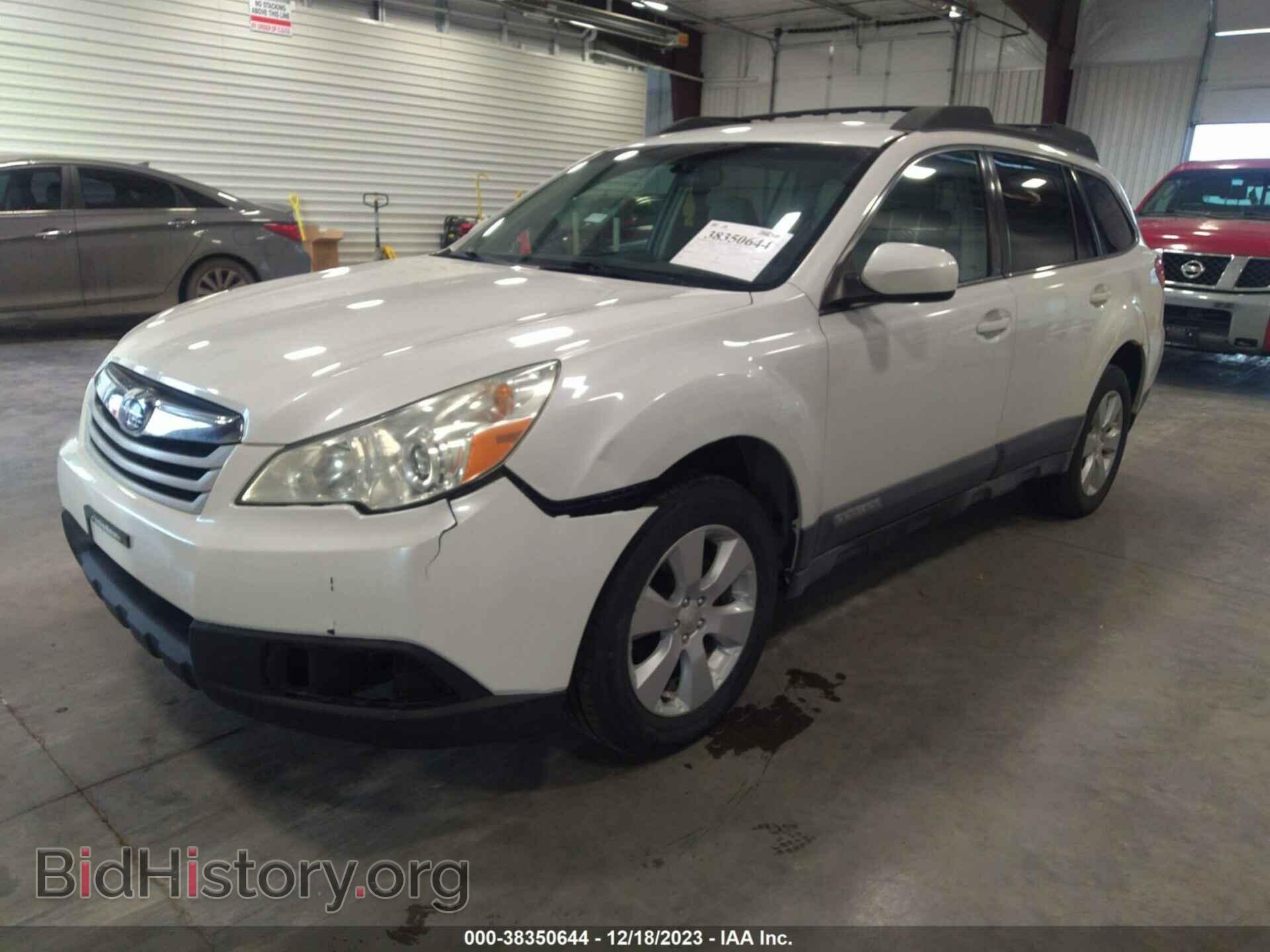 2010 SUBARU OUTBACK - VIN: 4S4BRCCC6A3367194 - Фото 2