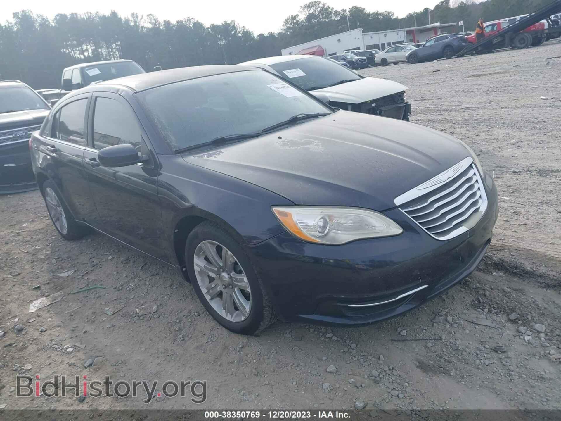 Photo 1C3BC1FB1BN600468 - CHRYSLER 200 2011