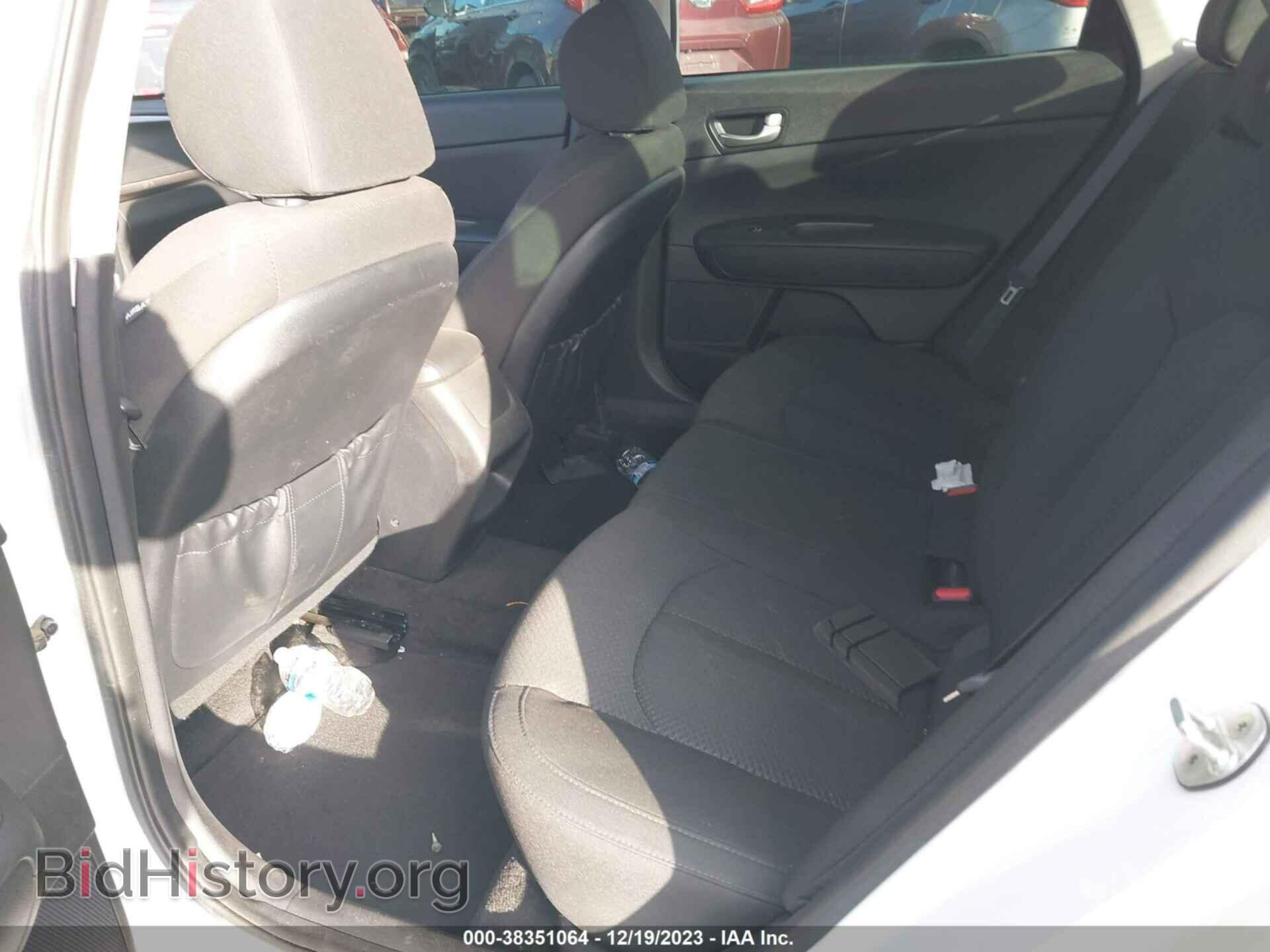 2018 KIA OPTIMA - VIN: 5XXGT4L30JG183306 - Фото 8