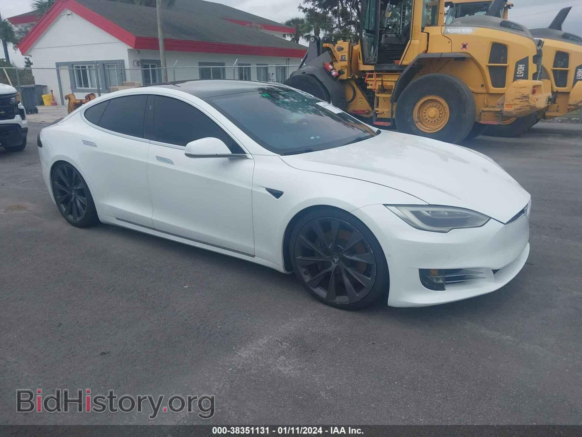 Фотография 5YJSA1E21JF244877 - TESLA MODEL S 2018