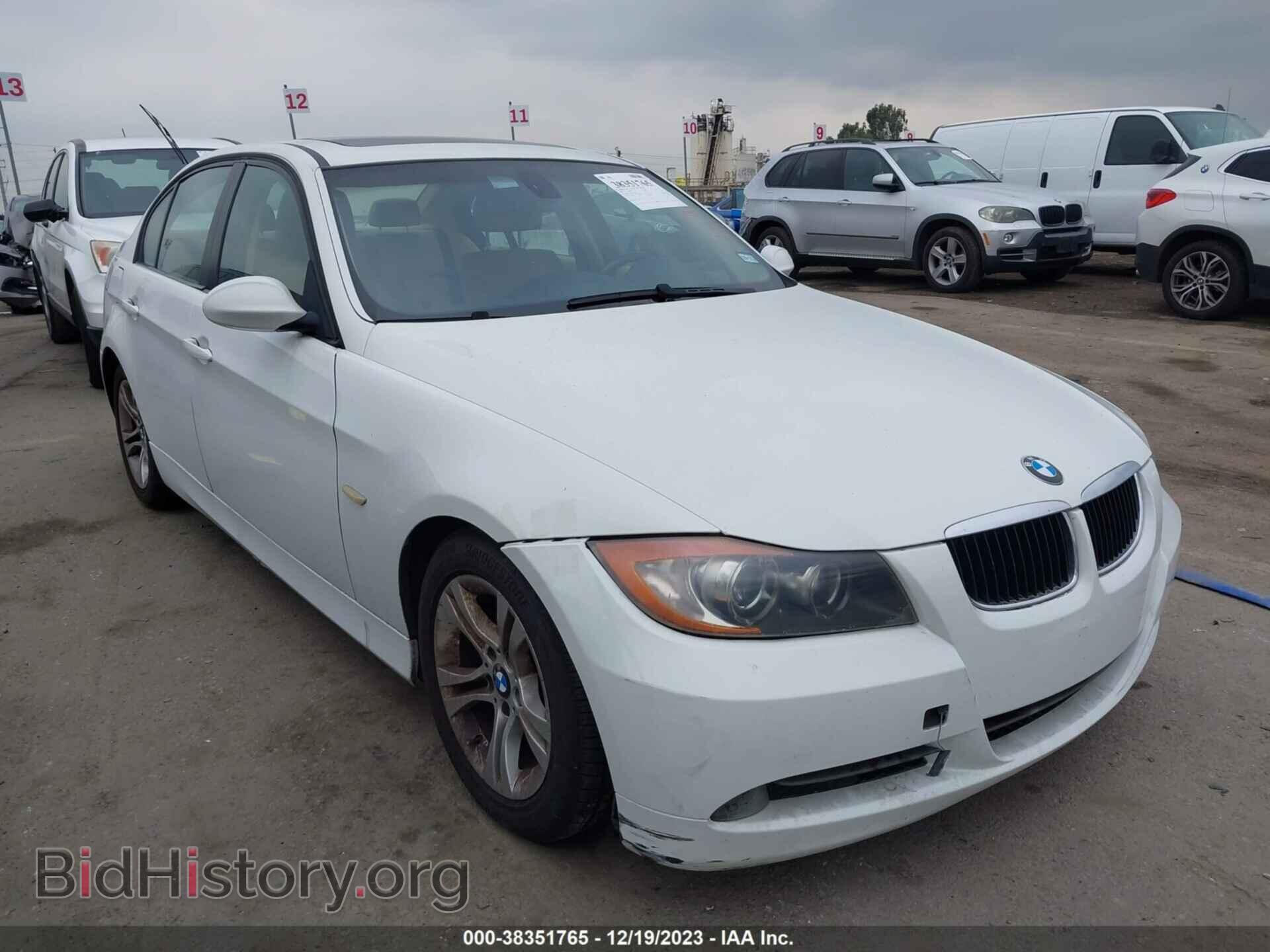 Photo WBAVA33558P143523 - BMW 328I 2008