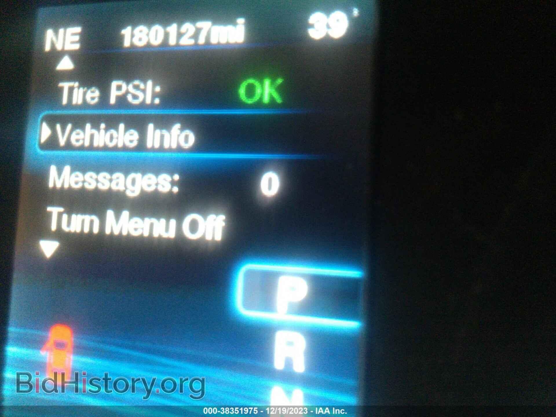2012 CHRYSLER 300C - VIN: 2C3CCAKT8CH284130 - Фото 7
