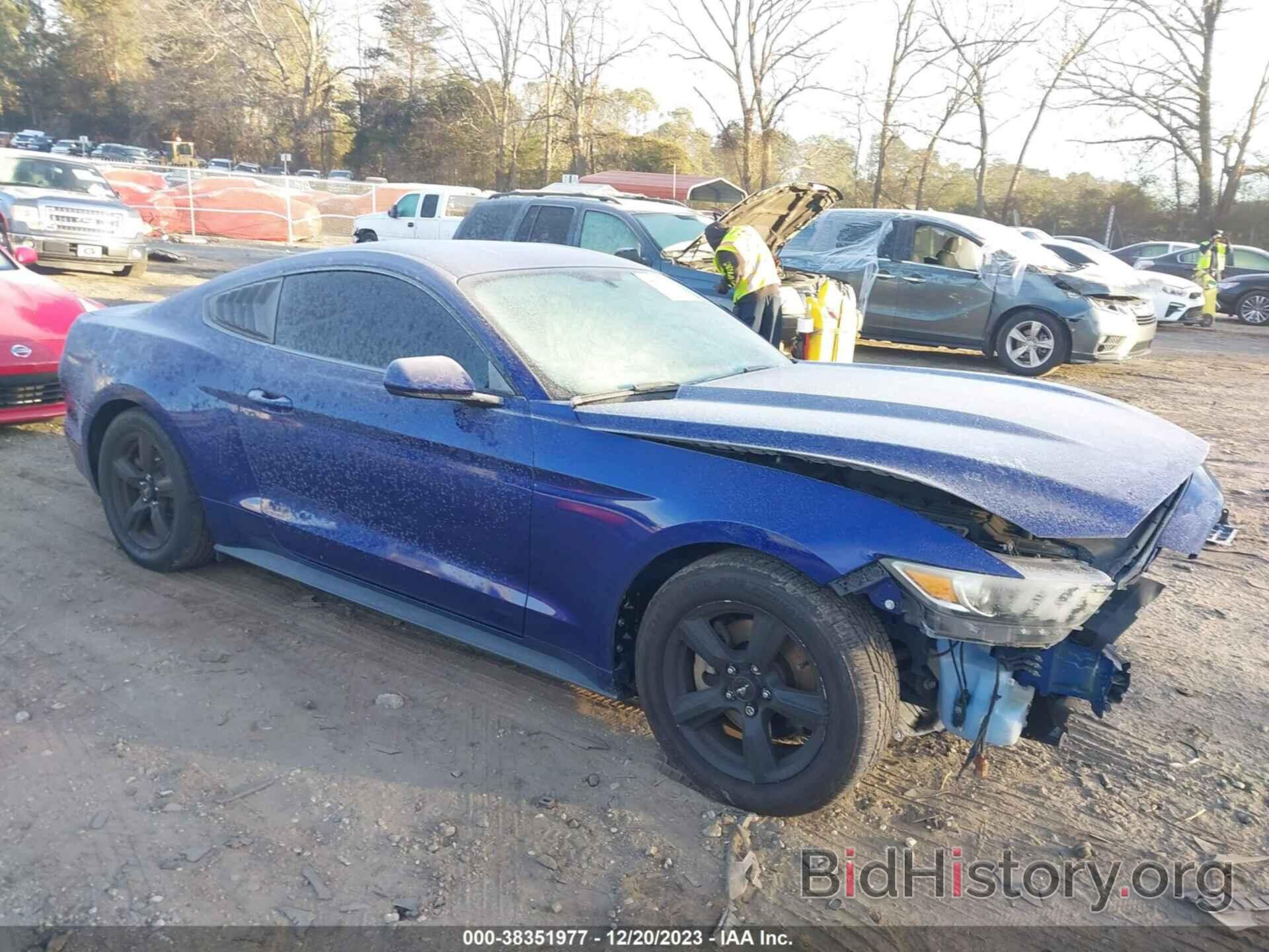 Photo 1FA6P8AM6F5347436 - FORD MUSTANG 2015