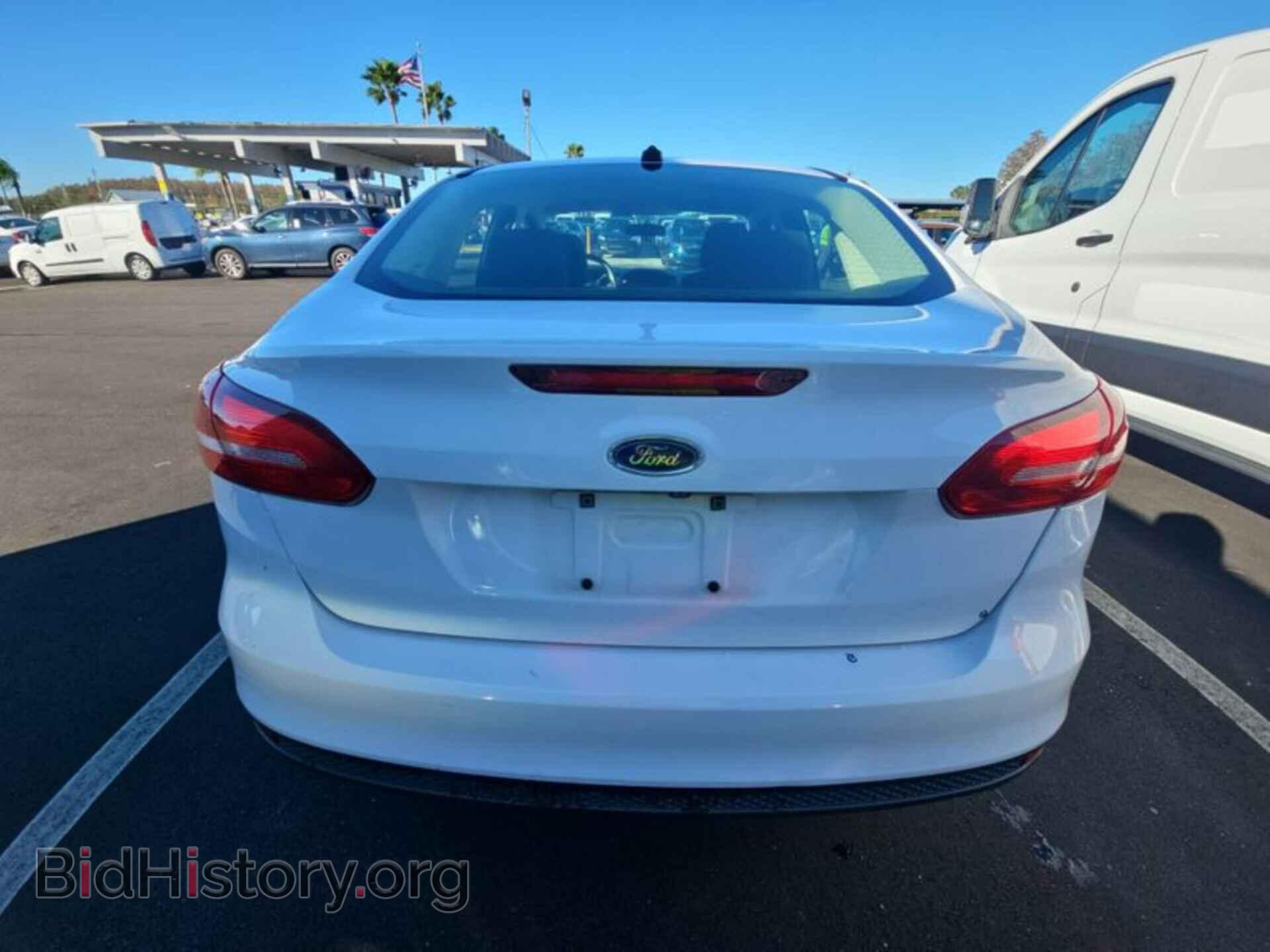 2017 FORD FOCUS - VIN: 1FADP3F22HL269737 - Photo 3
