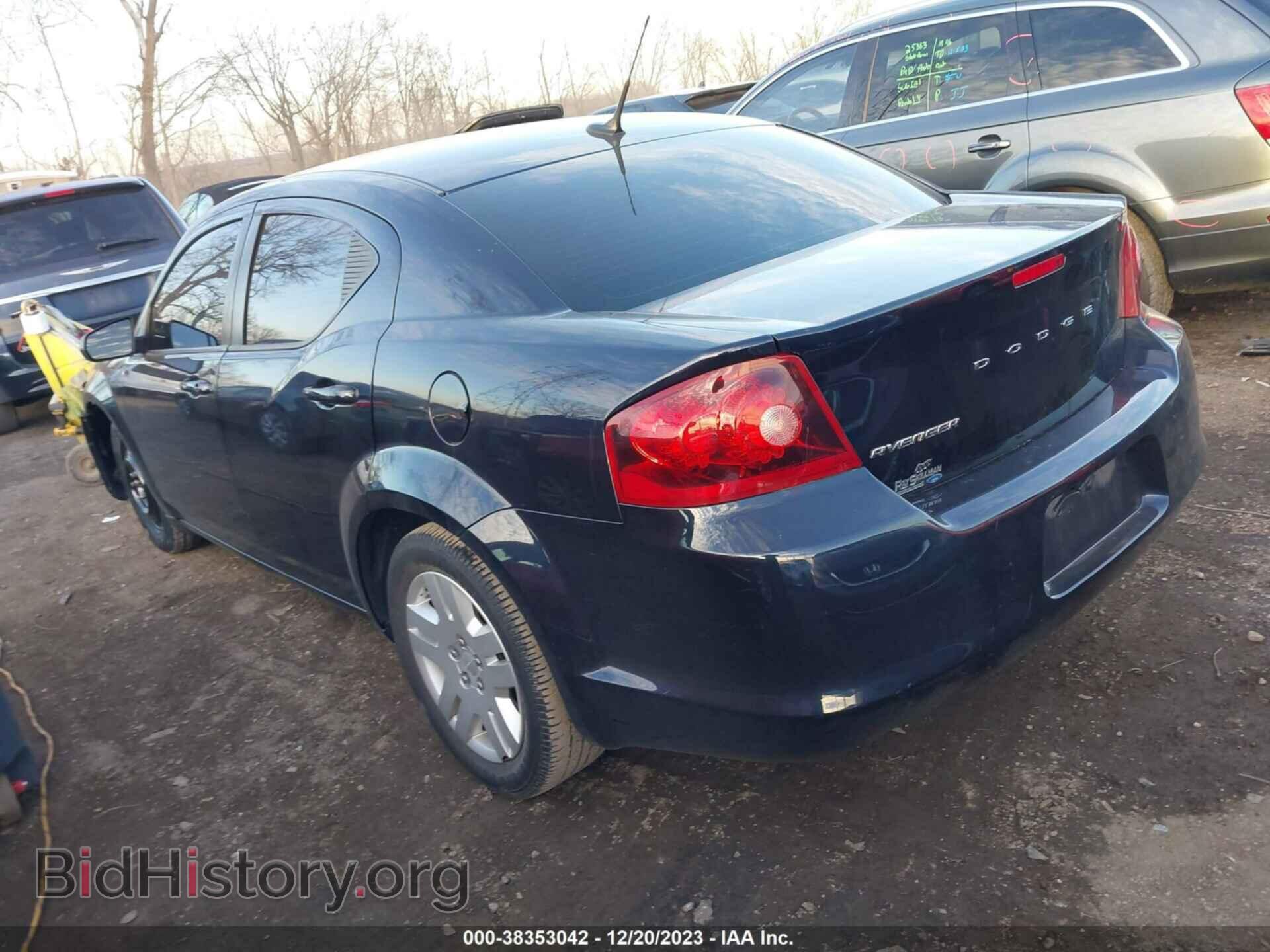 2011 DODGE AVENGER - VIN: 1B3BD4FB1BN534080 - Фото 3
