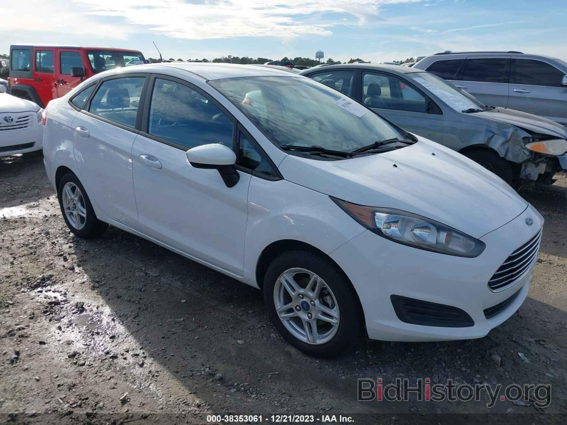 Photo 3FADP4BJ1KM161117 - FORD FIESTA 2019