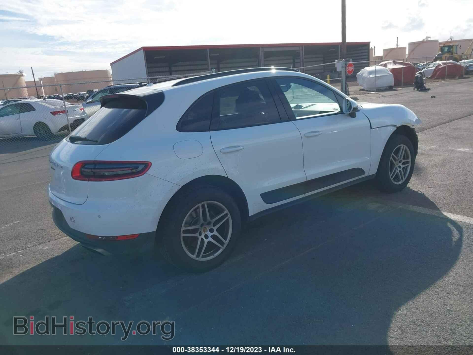 2017 PORSCHE MACAN - VIN: WP1AA2A57HLB83302 - Фото 4