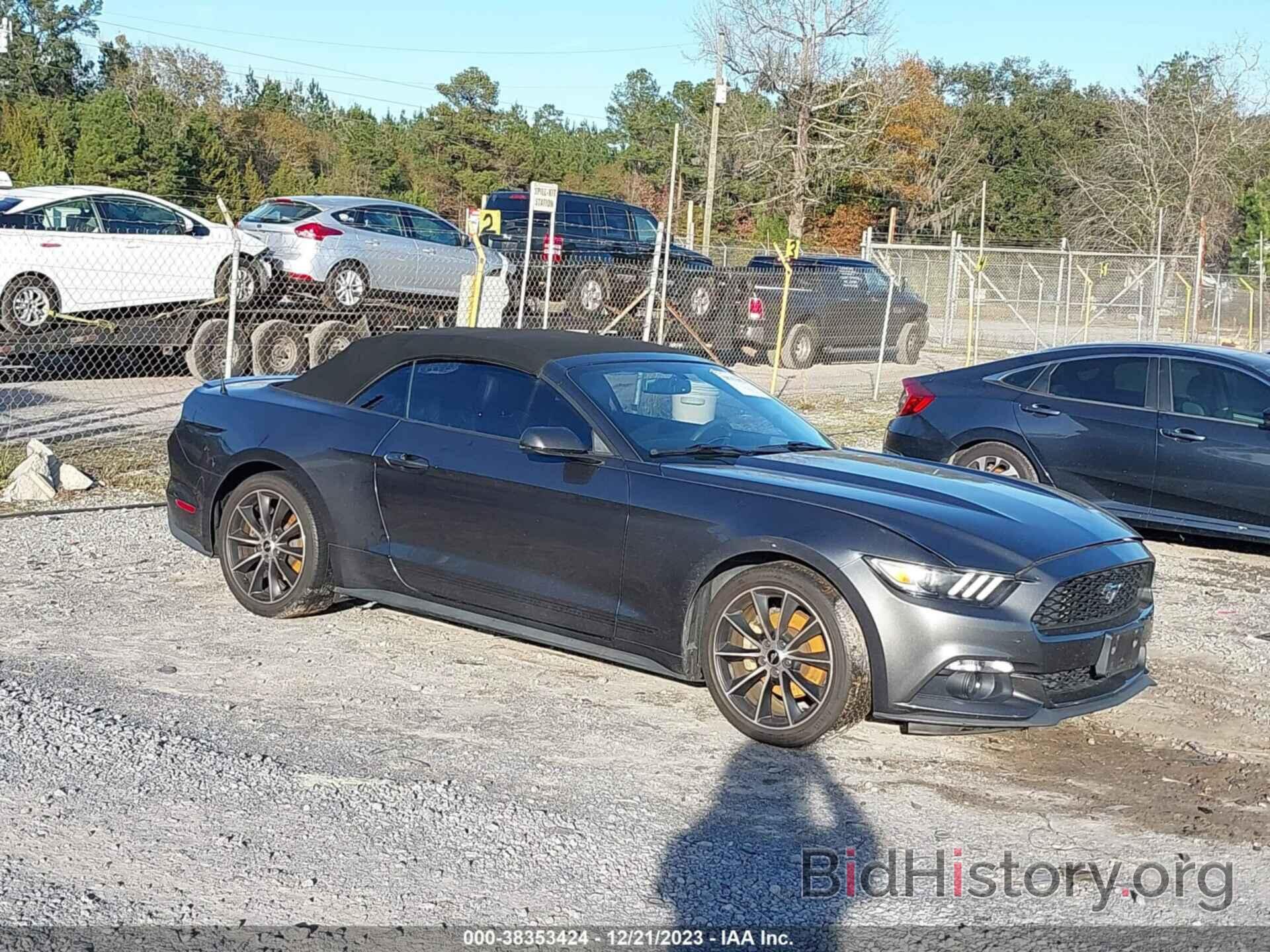 Photo 1FATP8UH0G5295000 - FORD MUSTANG 2016