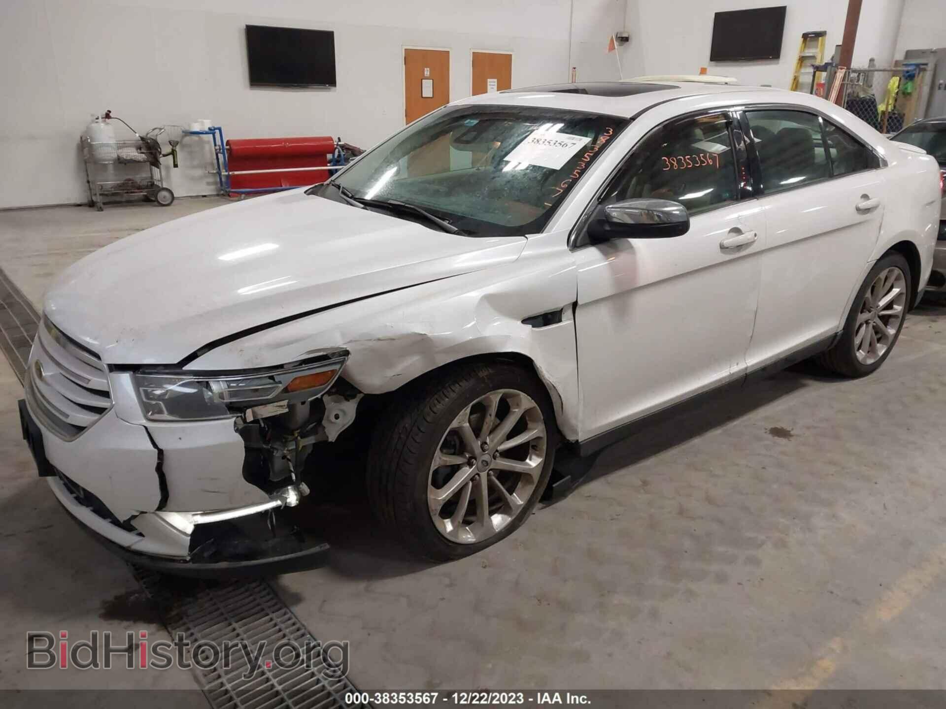 2013 FORD TAURUS - VIN: 1FAHP2F81DG135787 - Фото 2