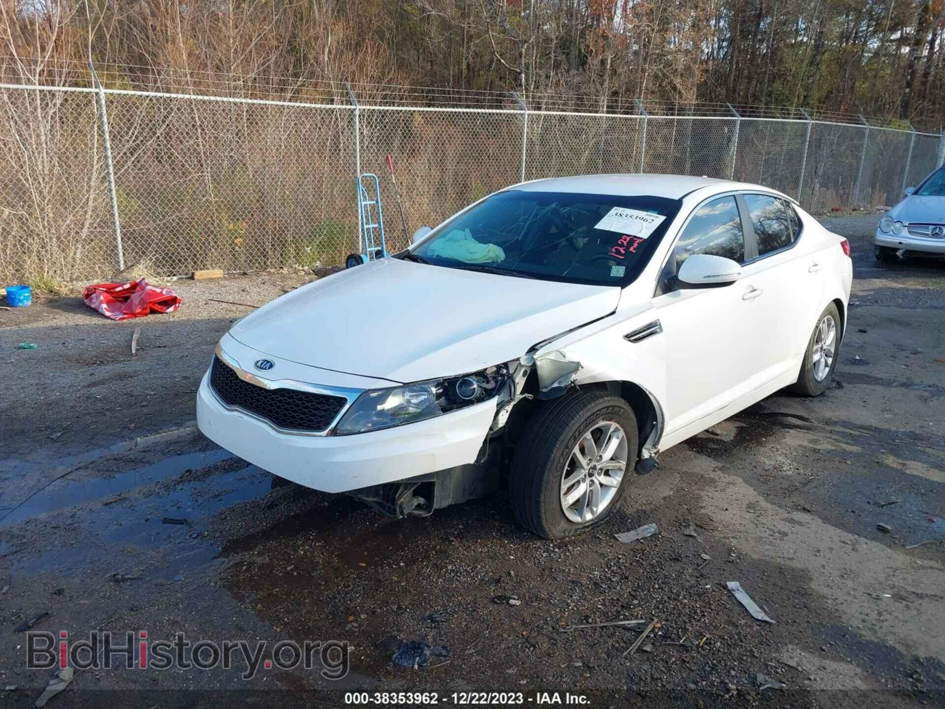 2011 KIA OPTIMA - VIN: KNAGM4A79B5055152 - Фото 2