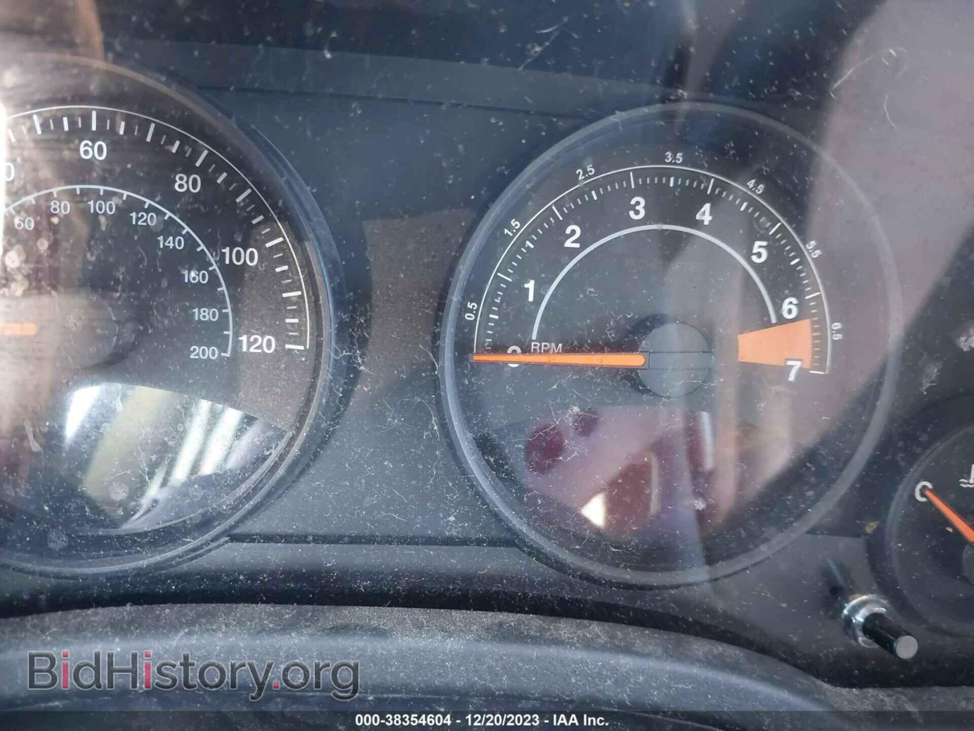 2014 JEEP COMPASS - VIN: 1C4NJDBB6ED689390 - Фото 16