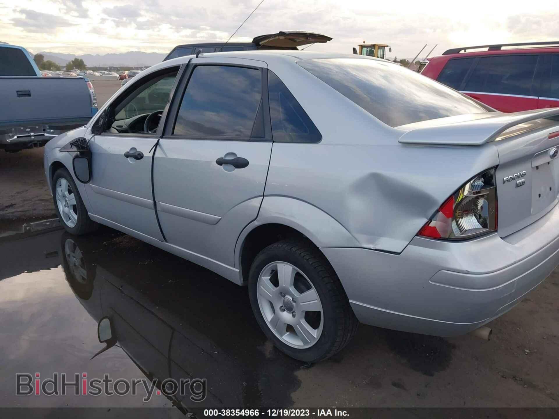 2007 FORD FOCUS - VIN: 1FAHP34N07W124871 - Фото 6