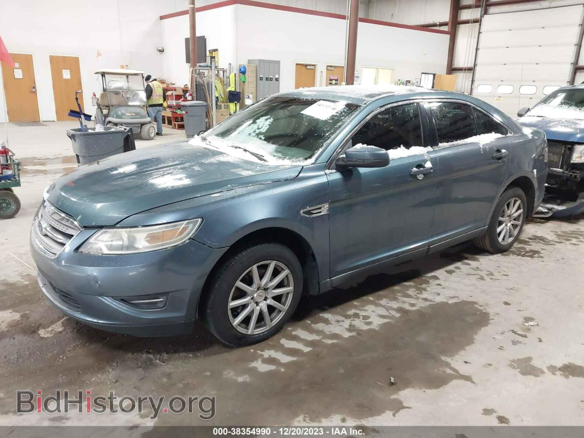 2010 FORD TAURUS - VIN: 1FAHP2HWXAG117330 - Фото 2