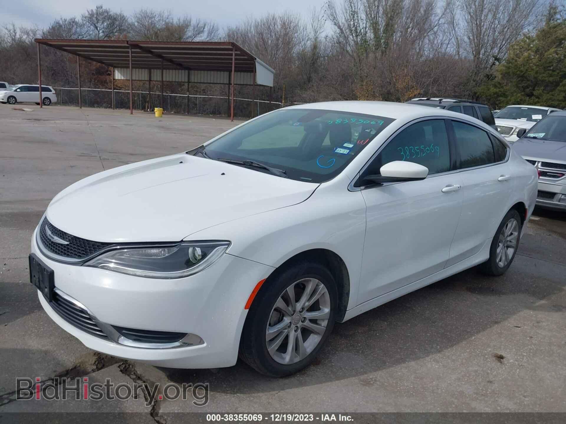 2015 CHRYSLER 200 - VIN: 1C3CCCAB4FN593867 - Photo 2