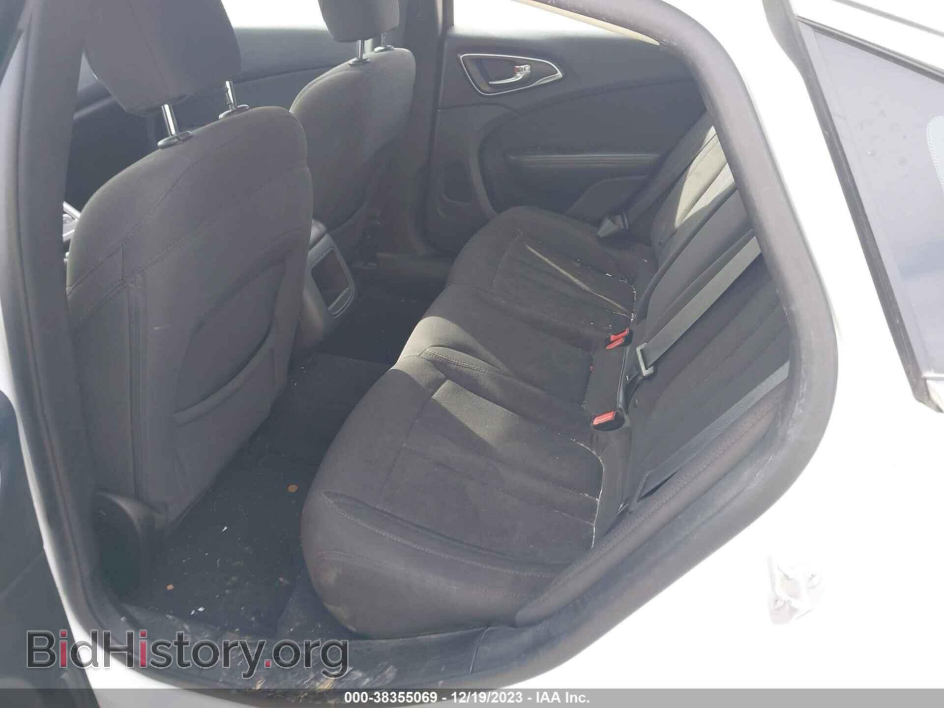 2015 CHRYSLER 200 - VIN: 1C3CCCAB4FN593867 - Photo 8