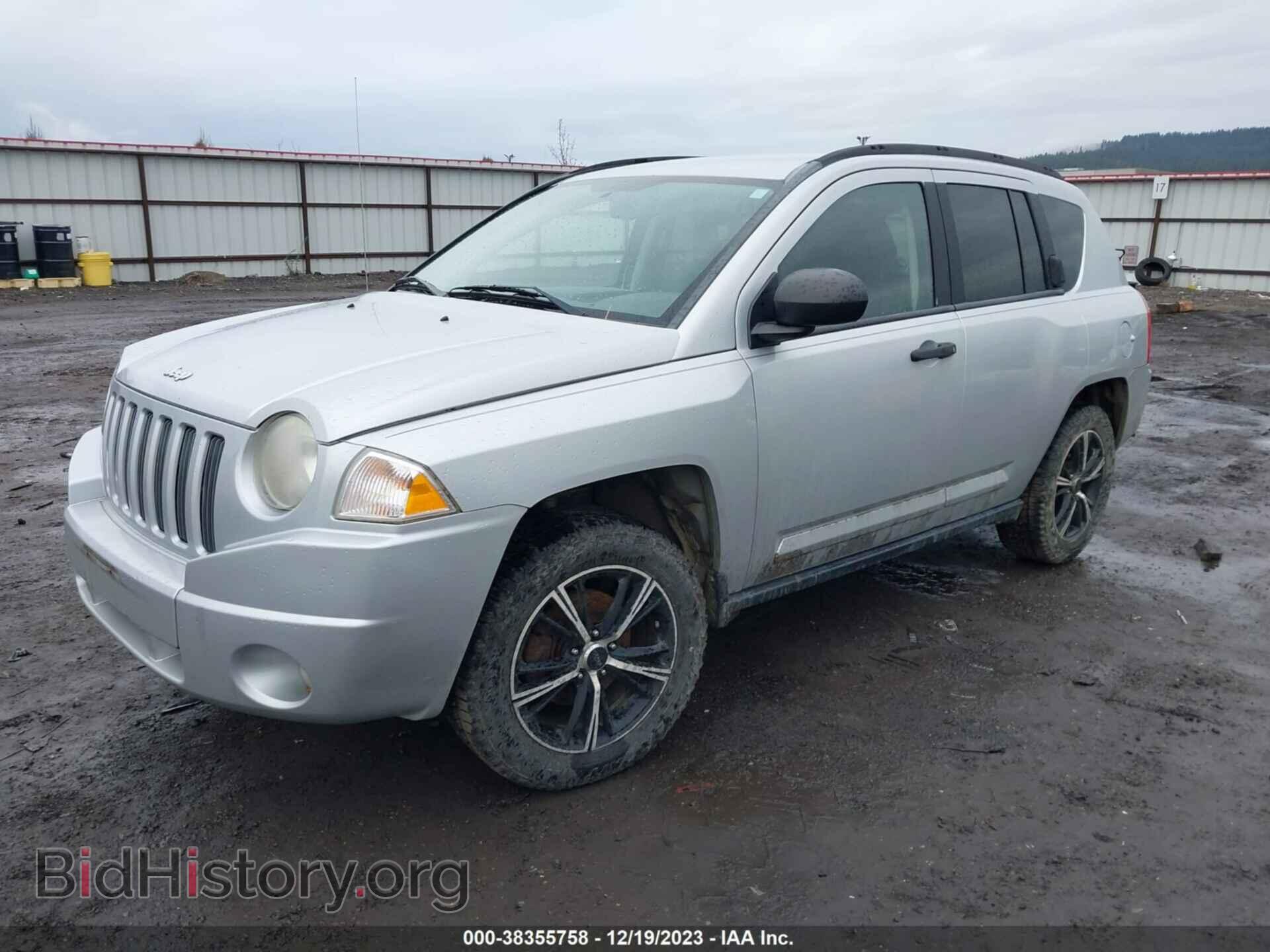 2007 JEEP COMPASS - VIN: 1J8FF57W07D241374 - Фото 2