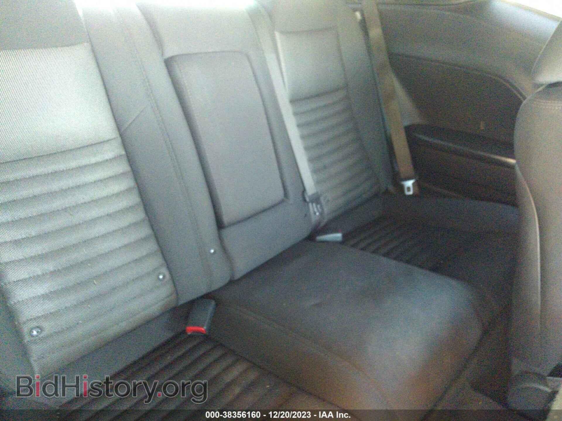 2014 DODGE CHALLENGER - VIN: 2C3CDYAG4EH298801 - Фото 8