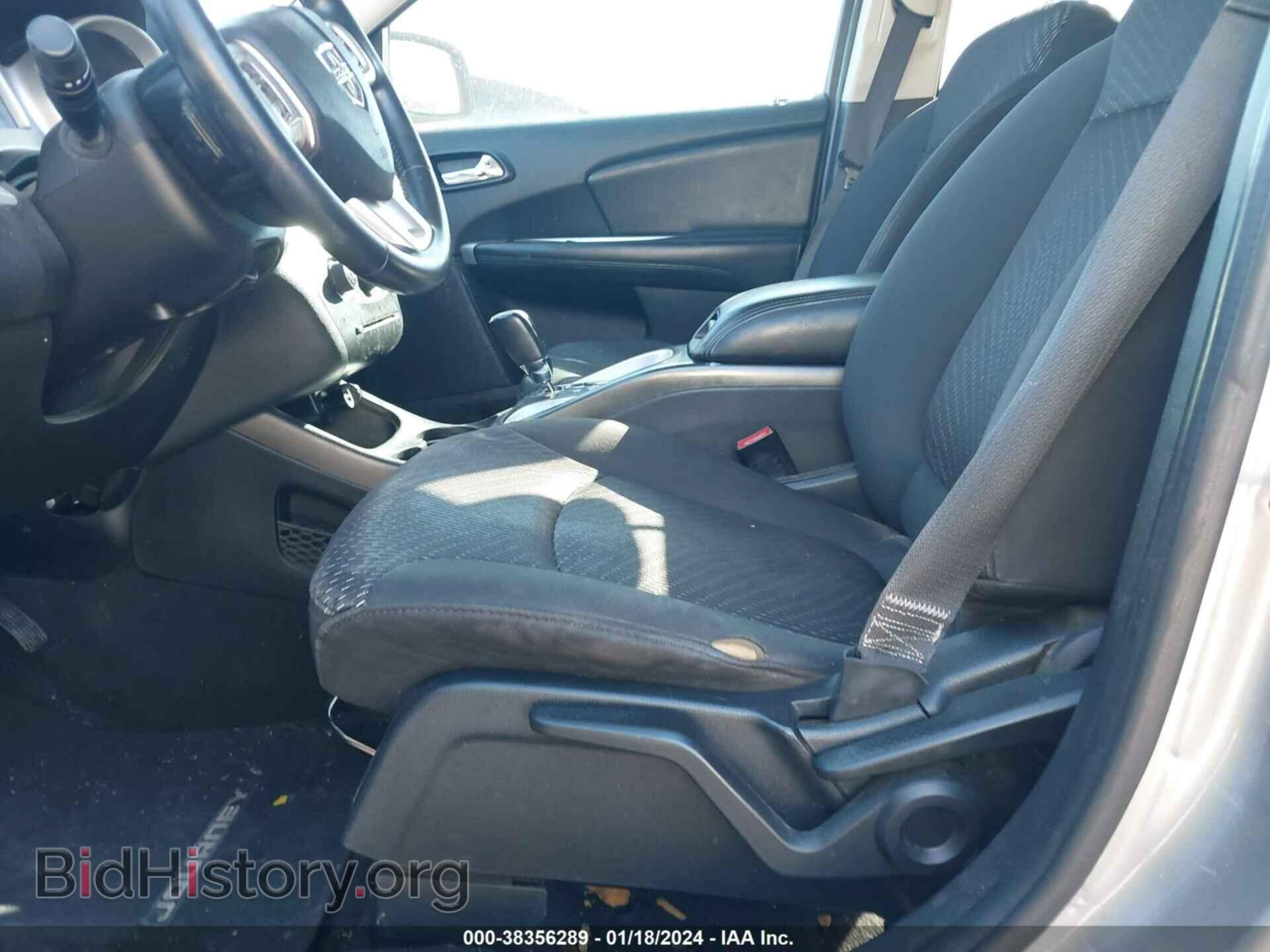 2017 DODGE JOURNEY - VIN: 3C4PDCAB0HT554822 - Фото 5