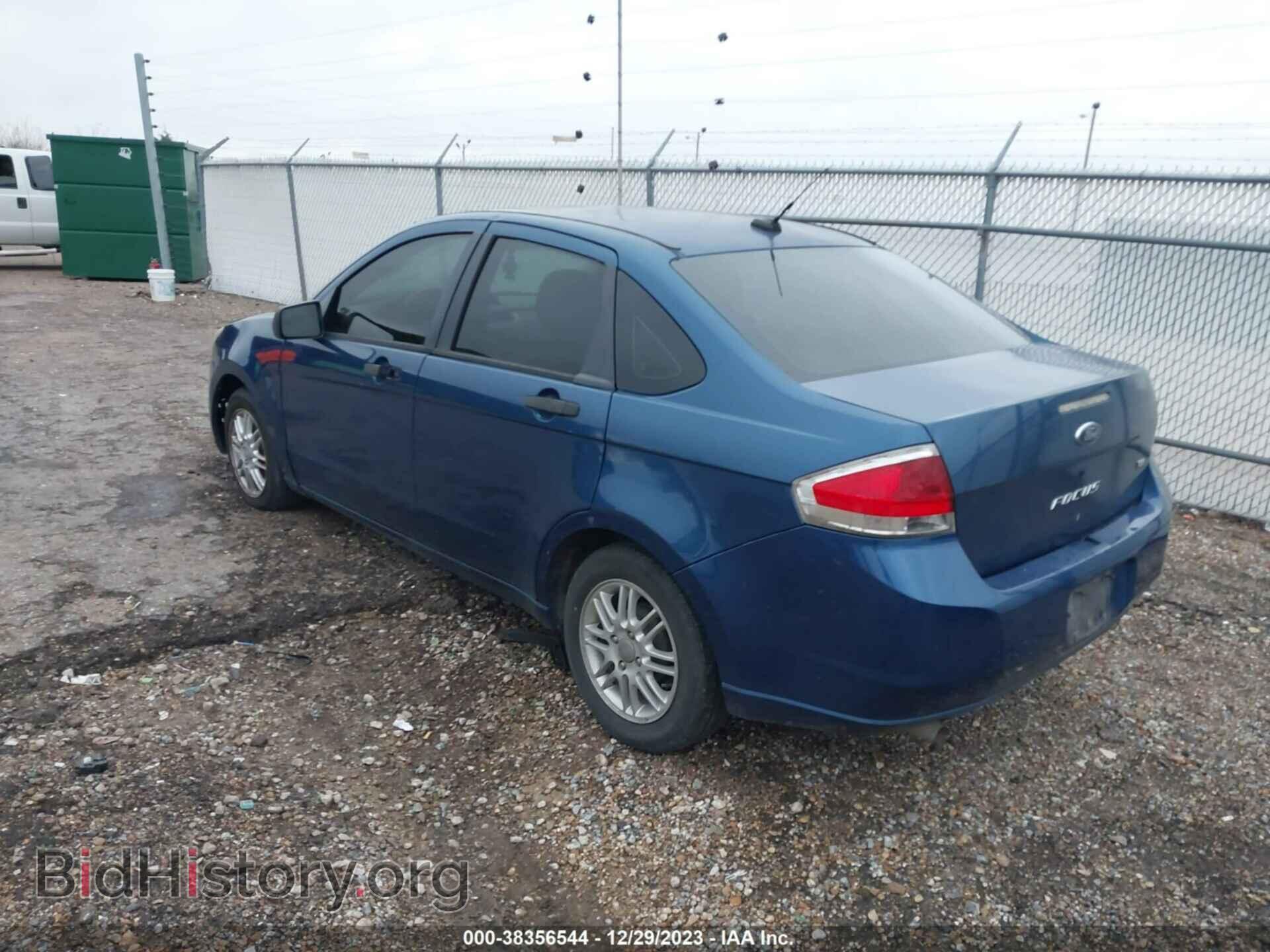 2008 FORD FOCUS - VIN: 1FAHP35N18W296388 - Фото 3