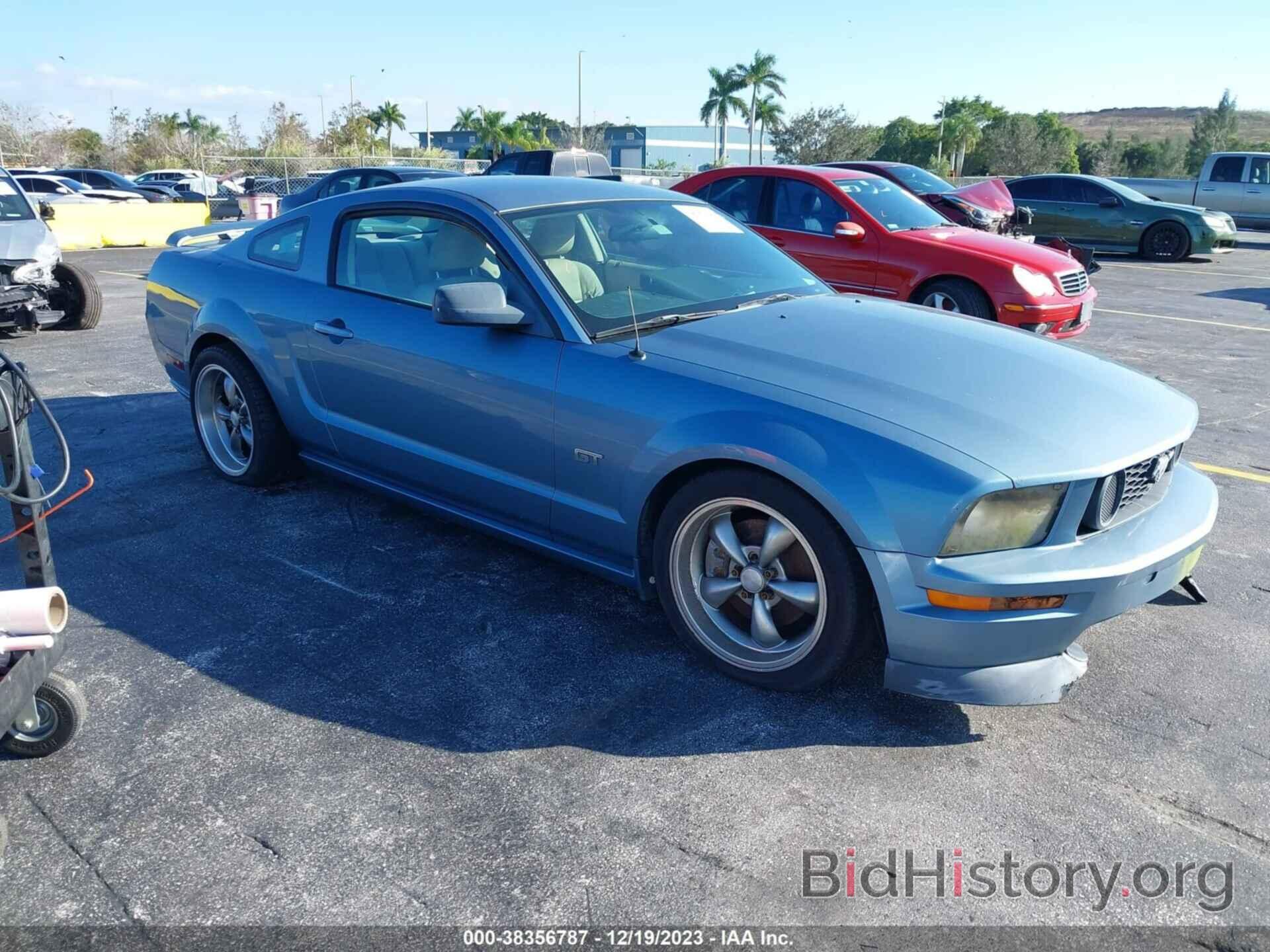 Photo 1ZVFT82H875288072 - FORD MUSTANG 2007