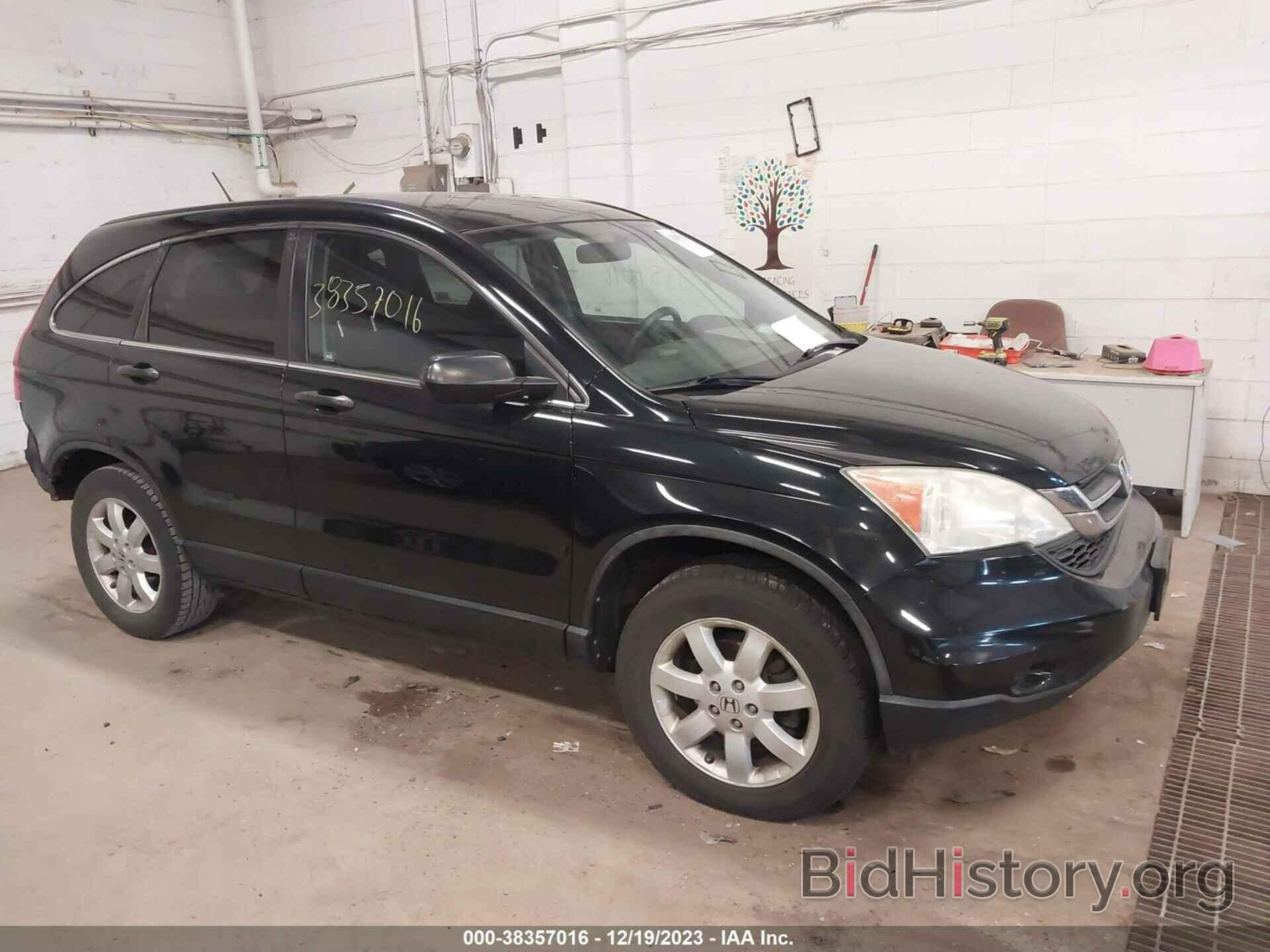 Photo 5J6RE4H45BL067115 - HONDA CR-V 2011