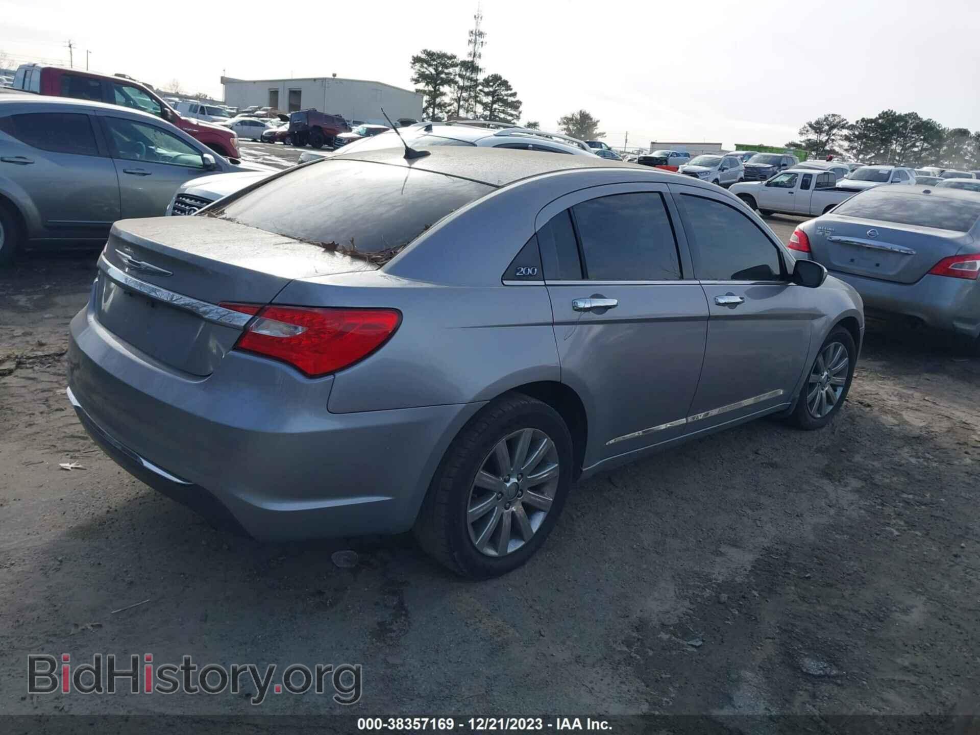 2013 CHRYSLER 200 - VIN: 1C3CCBBG5DN528205 - Фото 4