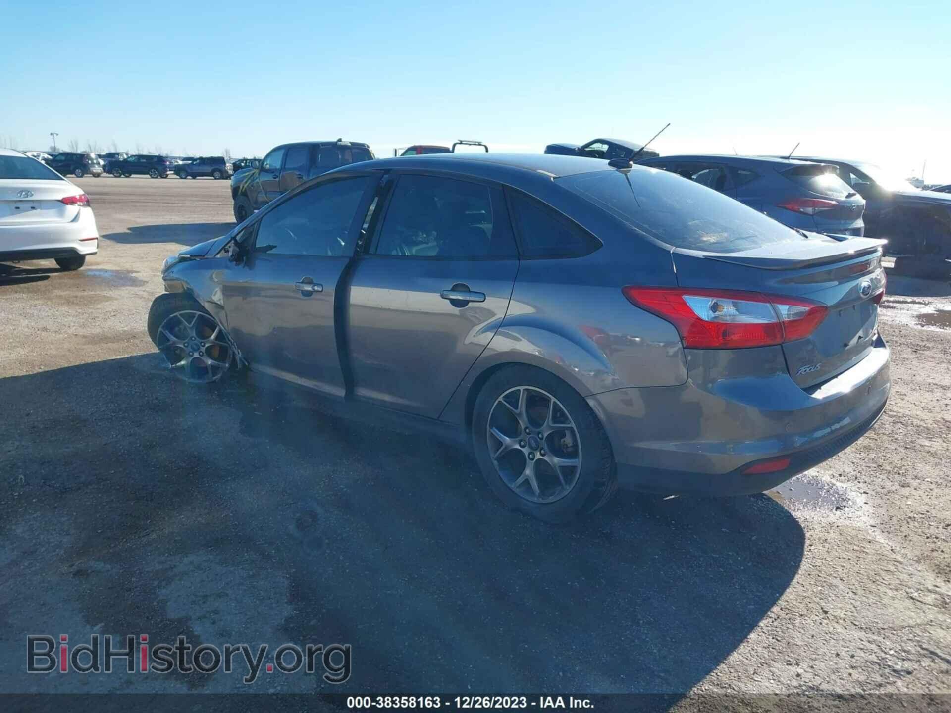 2014 FORD FOCUS - VIN: 1FADP3F2XEL183863 - Photo 3