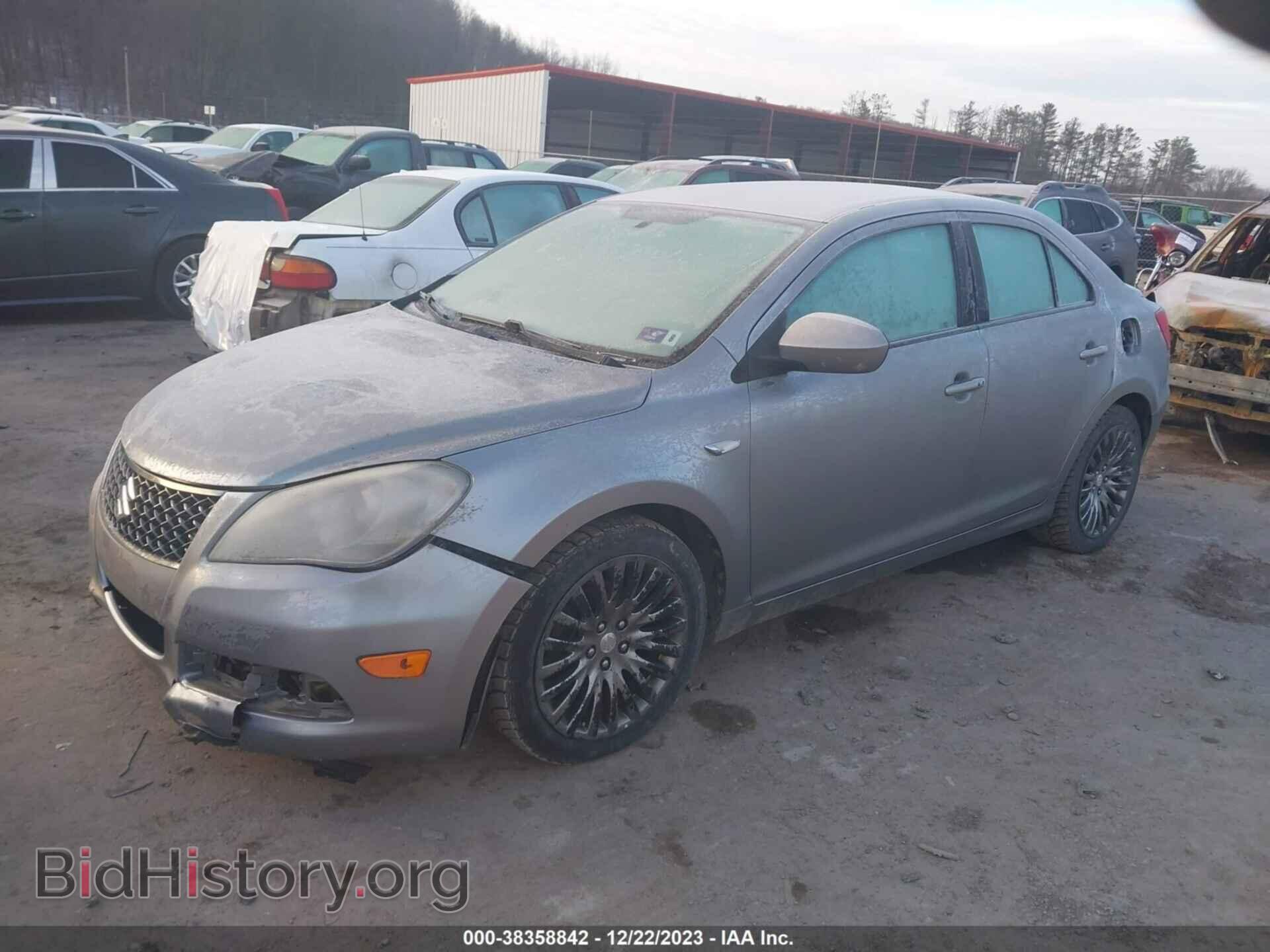 2011 SUZUKI KIZASHI - VIN: JS2RF9A36B6110186 - Photo 2
