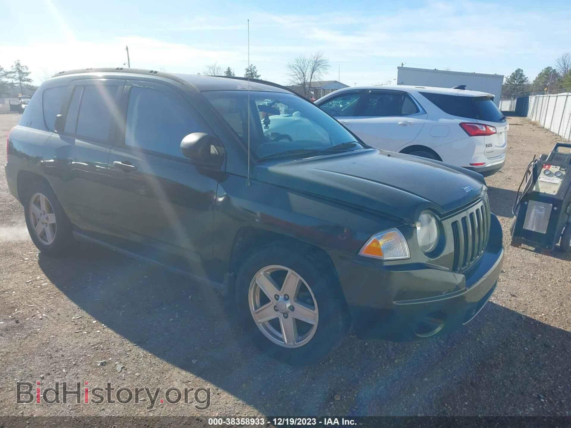 Photo 1J8FF47WX7D137775 - JEEP COMPASS 2007