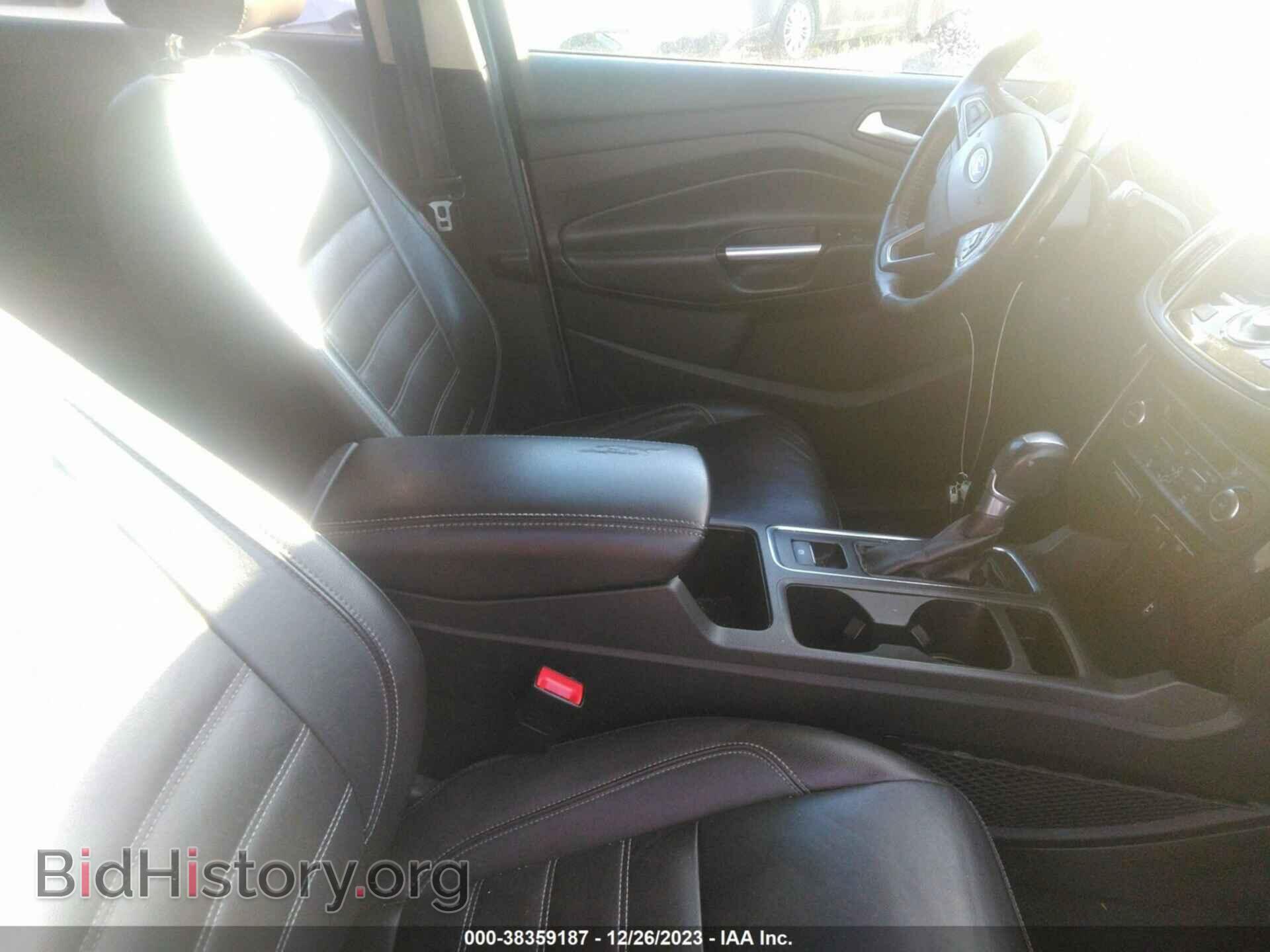 2017 FORD ESCAPE - VIN: 1FMCU0JD9HUB29809 - Photo 5