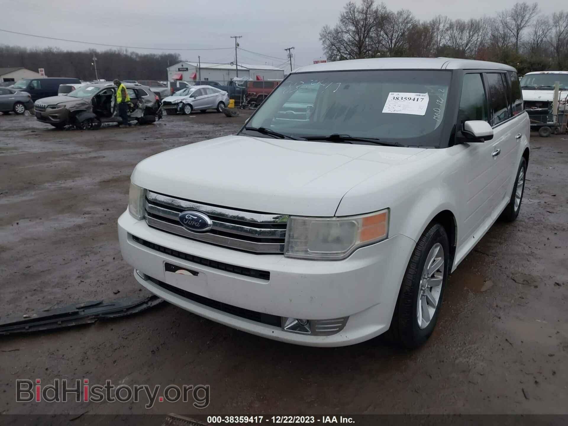 2009 FORD FLEX - VIN: 2FMEK62C49BA24383 - Photo 2