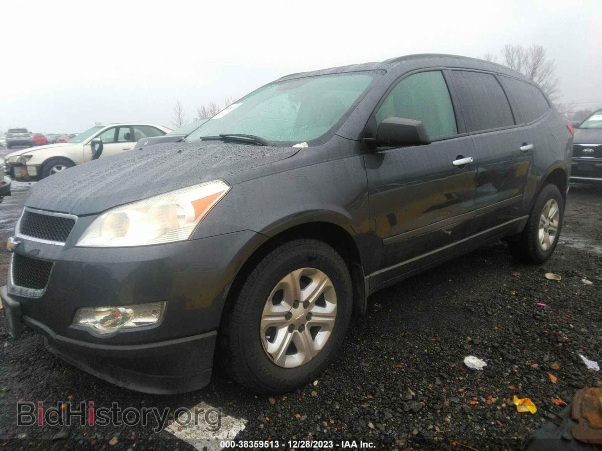 2012 CHEVROLET TRAVERSE - VIN: 1GNKVFED9CJ410326 - Фото 2