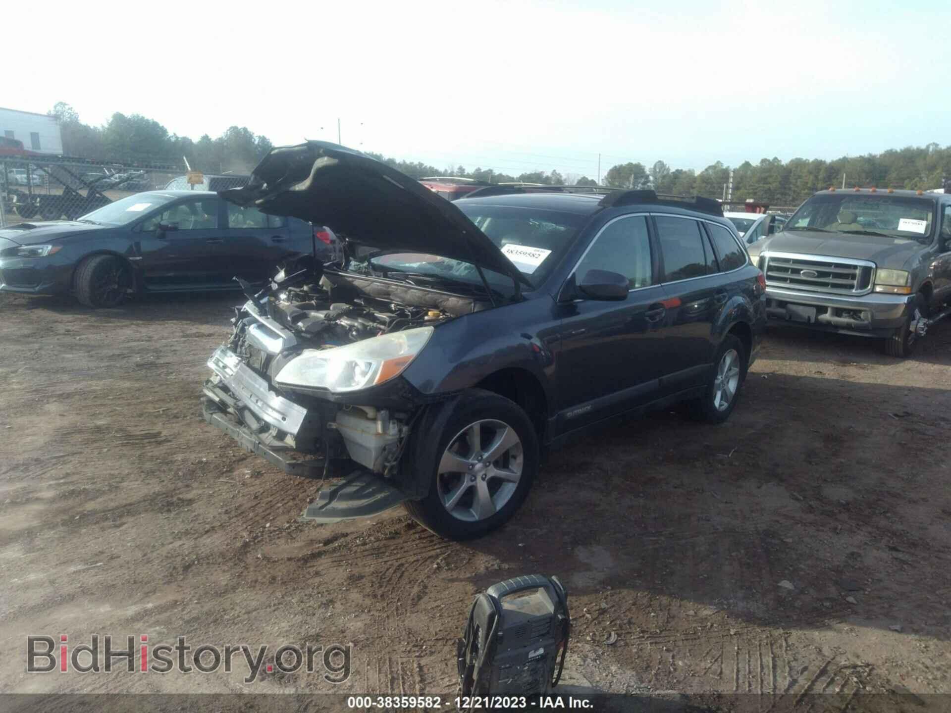 2014 SUBARU OUTBACK - VIN: 4S4BRBLC4E3293872 - Фото 2