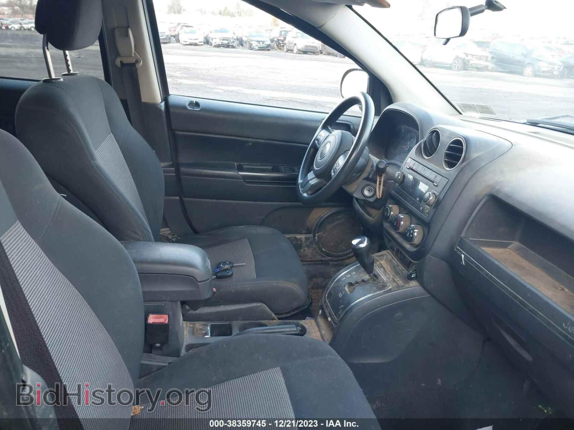 2011 JEEP COMPASS - VIN: 1J4NF1FB2BD158140 - Фото 5
