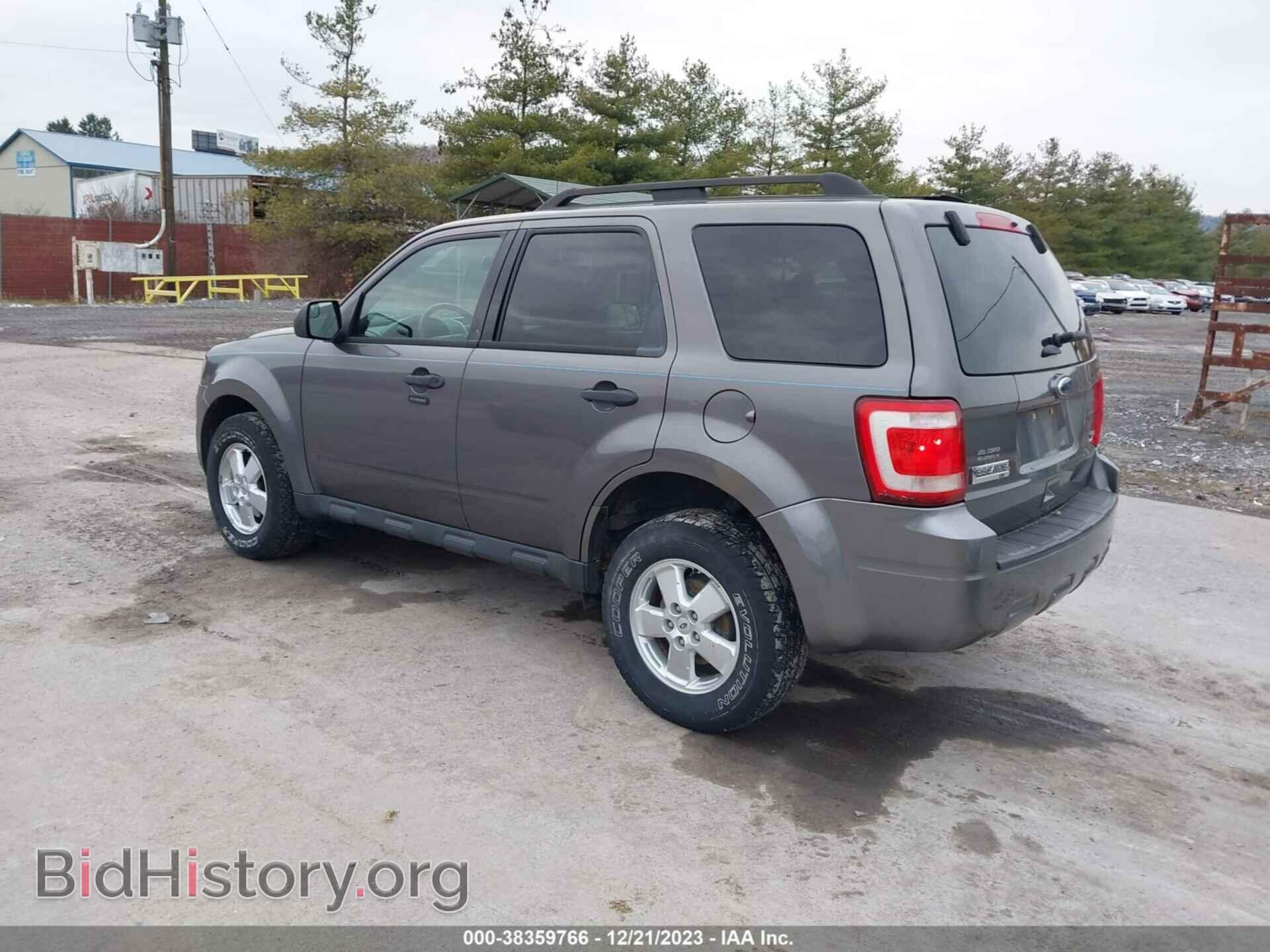 2011 FORD ESCAPE - VIN: 1FMCU9DG5BKA99009 - Фото 3