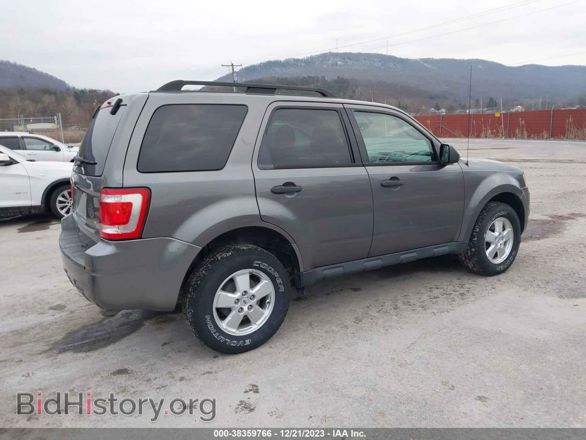 2011 FORD ESCAPE - VIN: 1FMCU9DG5BKA99009 - Фото 4