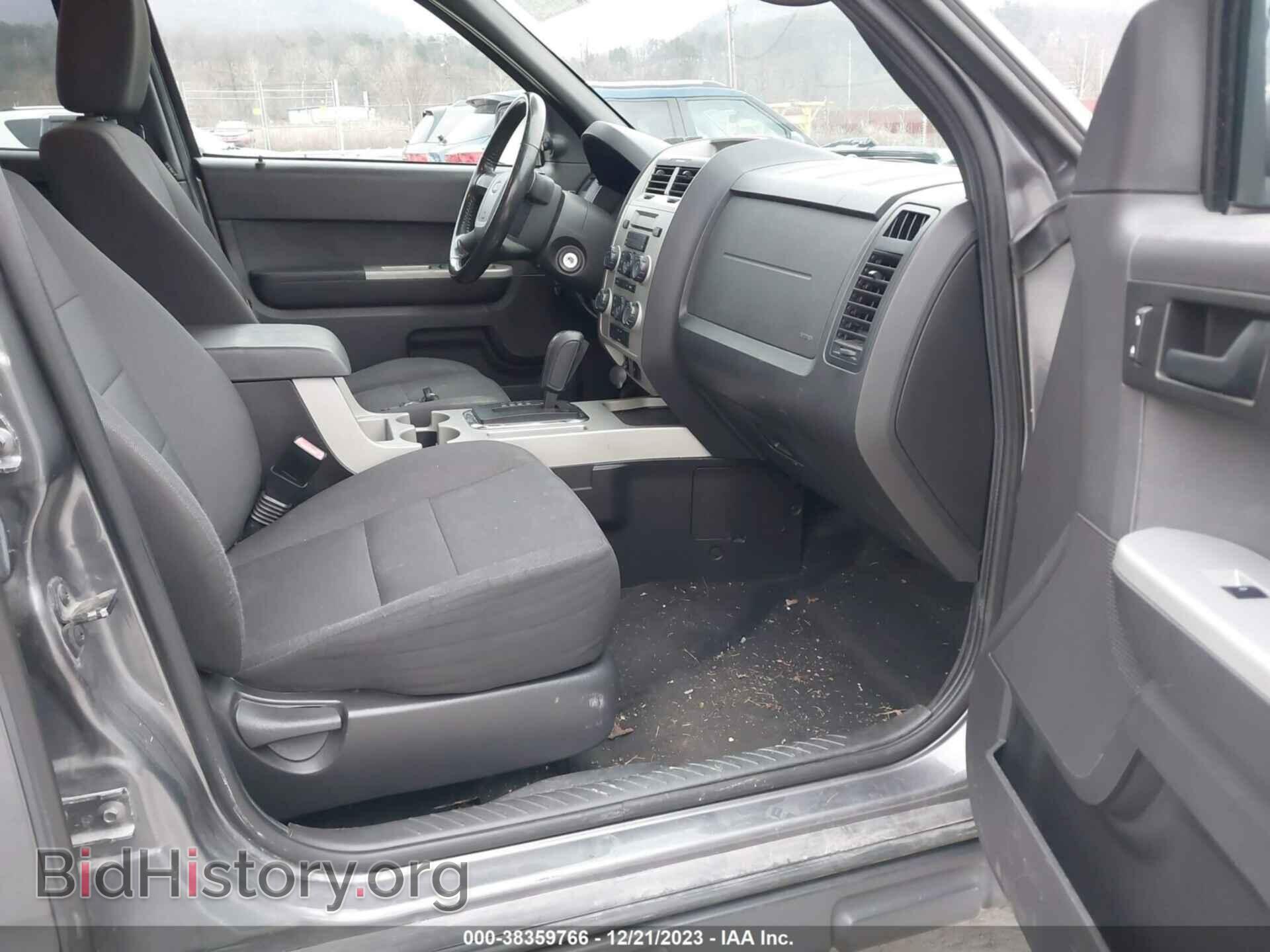 2011 FORD ESCAPE - VIN: 1FMCU9DG5BKA99009 - Фото 5
