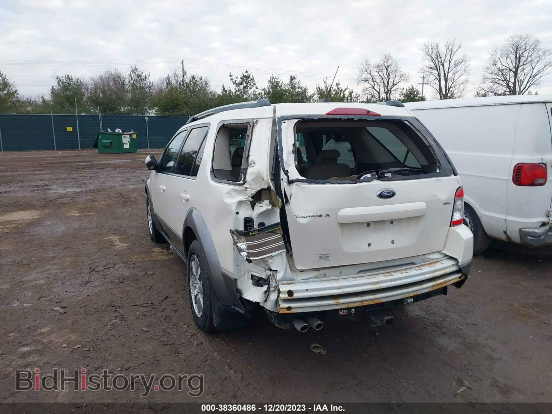 2009 FORD TAURUS X - VIN: 1FMDK02W49GA01844 - Фото 3