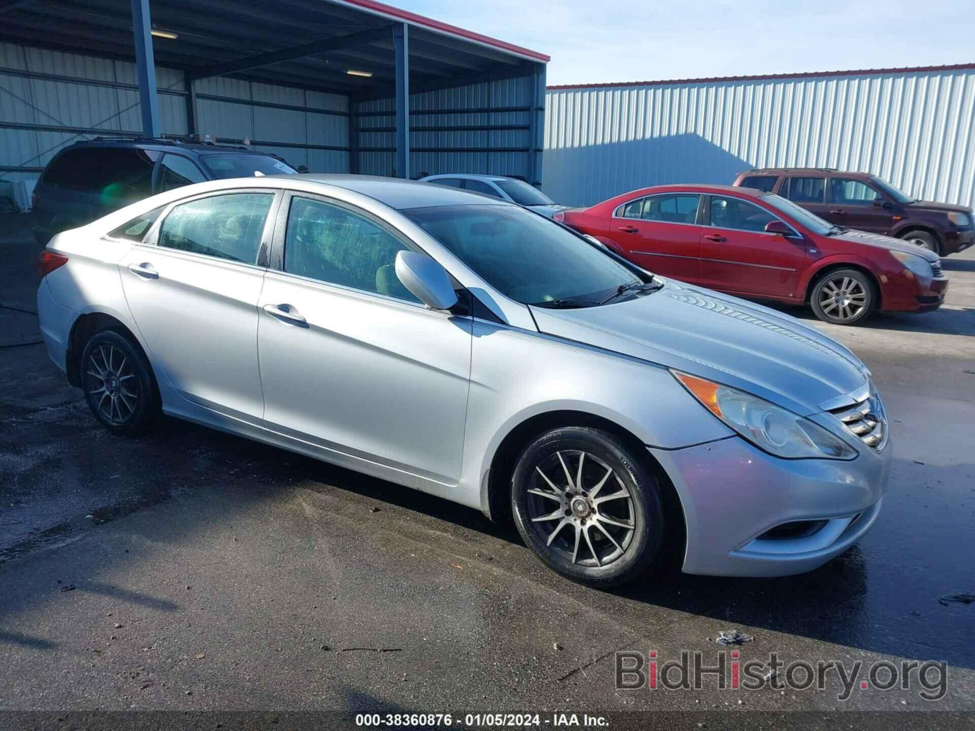 Photo 5NPEB4AC4BH144754 - HYUNDAI SONATA 2011